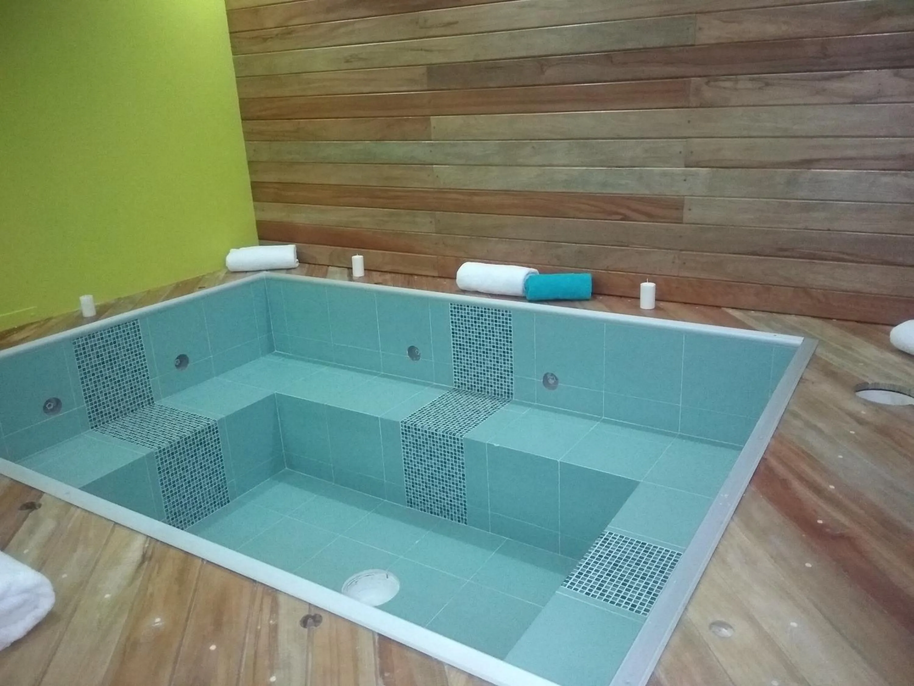 Hot Tub in Hotel Gran Mariscal Quito