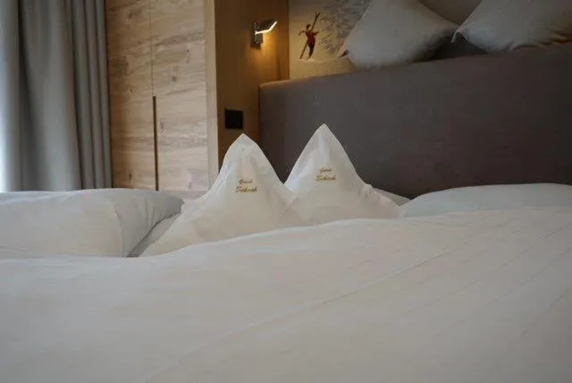 Bed in Garni B&B Schenk