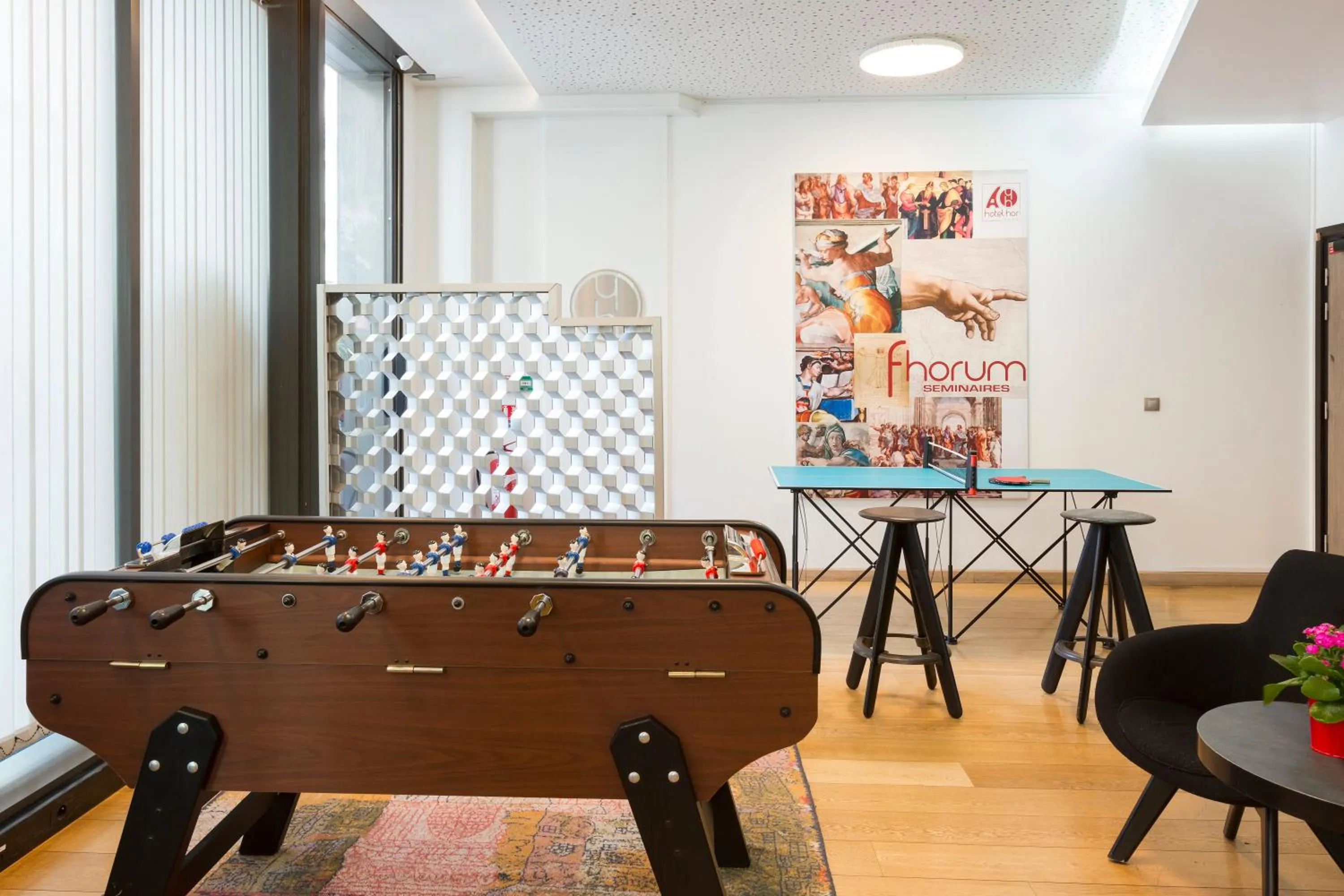 Game Room in Hôtel Hor Europe