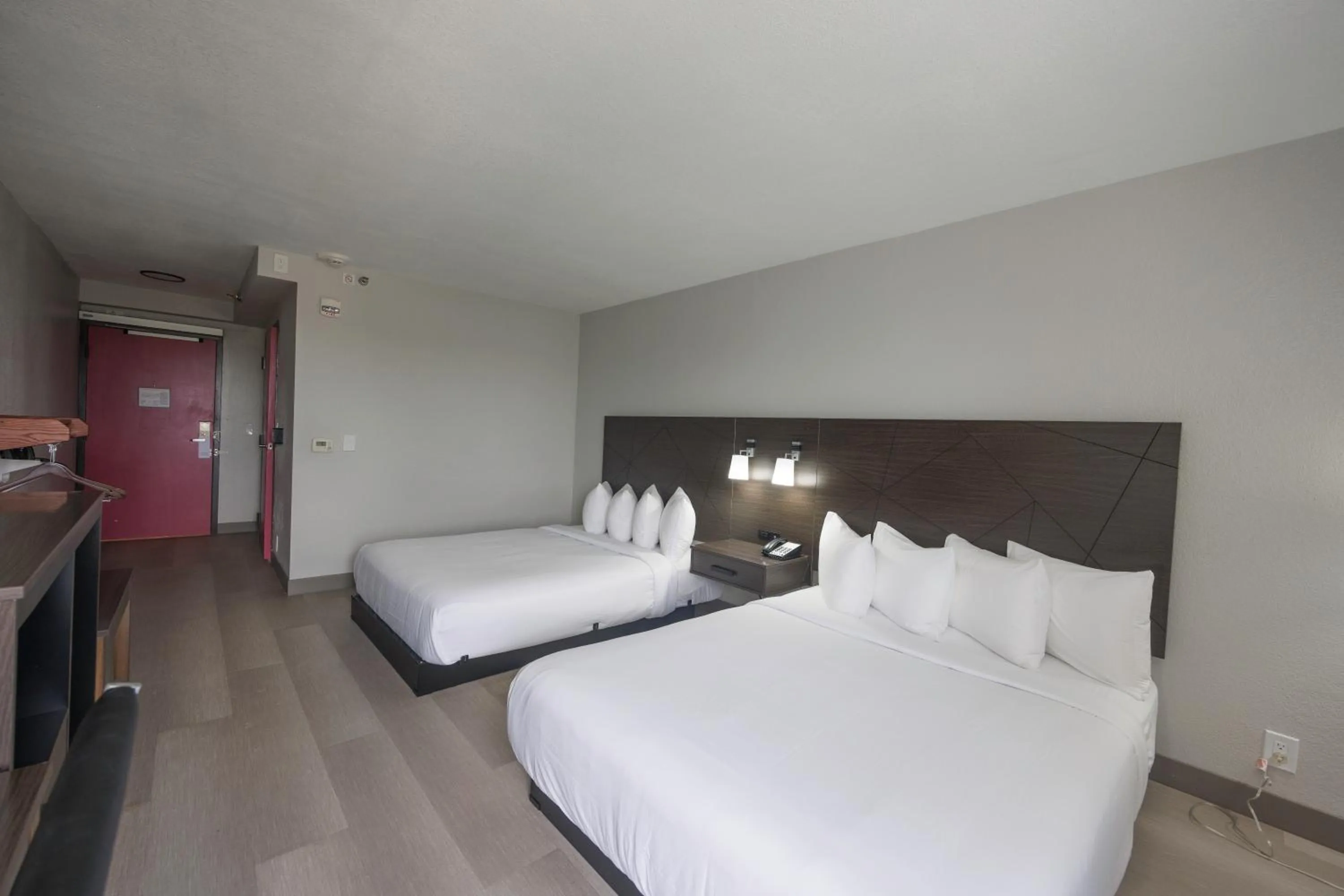 Bedroom, Bed in B&B Hotel Miami Airport