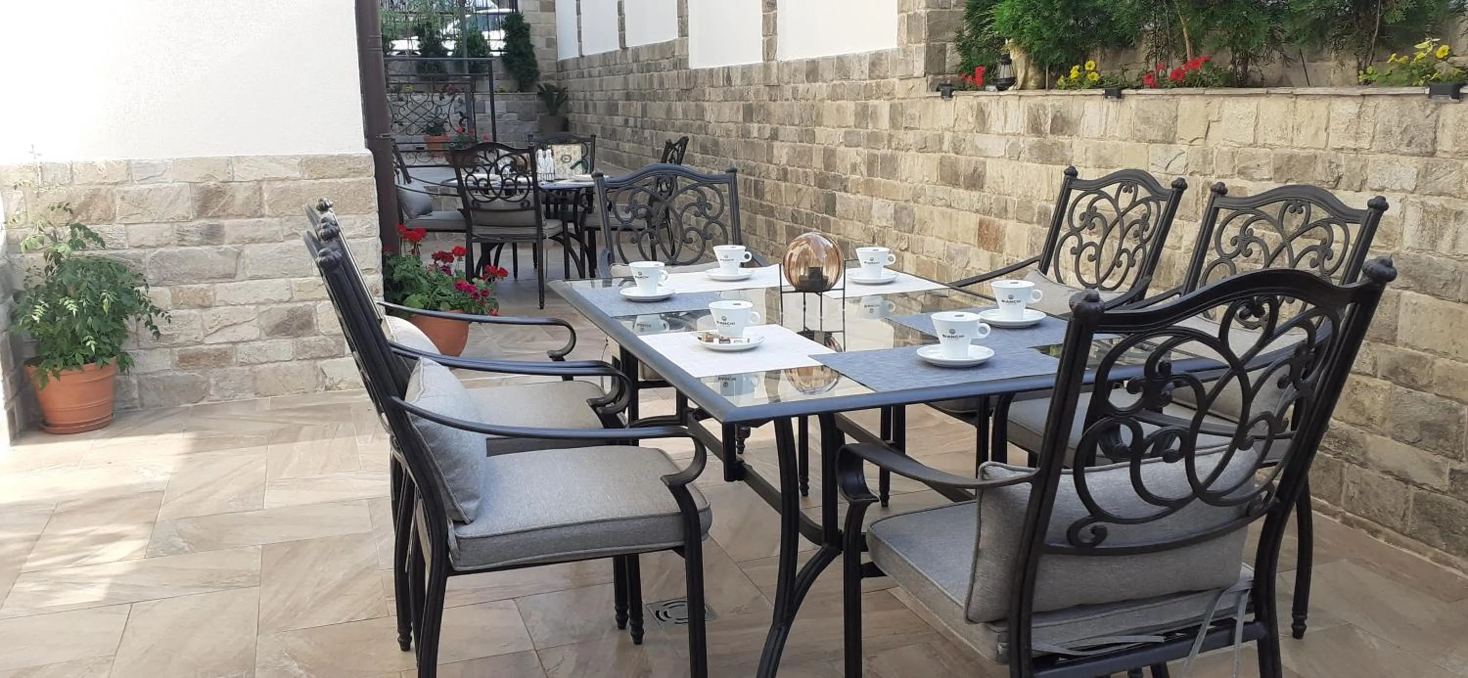 Decorative detail in Family Hotel Rai