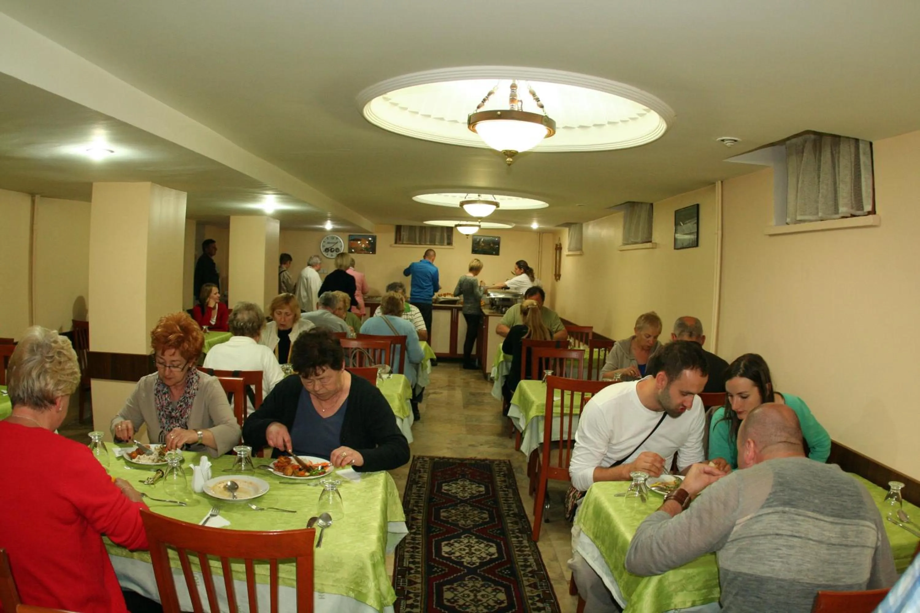 Dinner in Sena Hotels