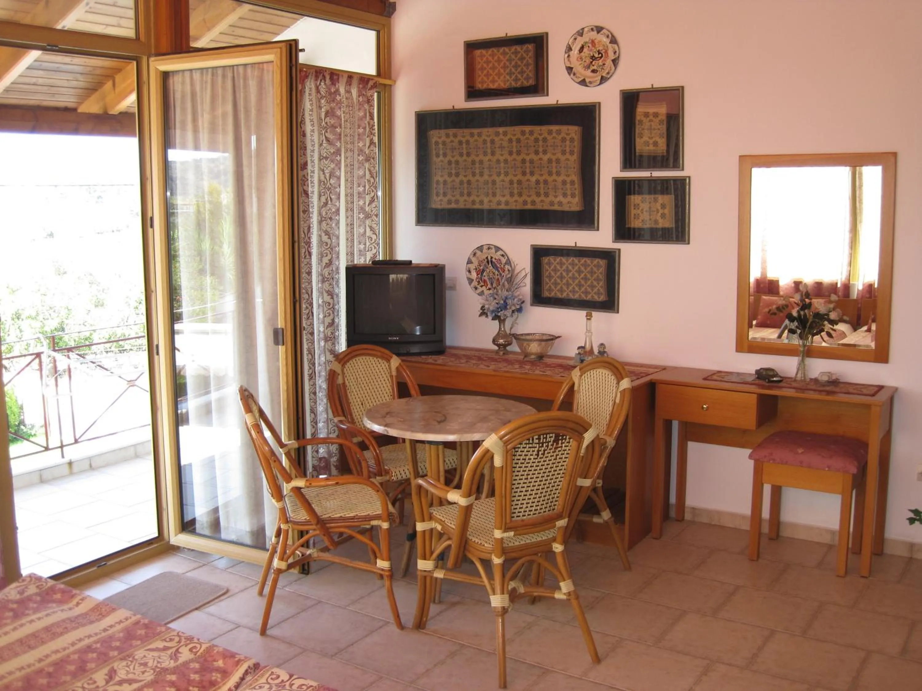 Day in Vamos Palace Apartments