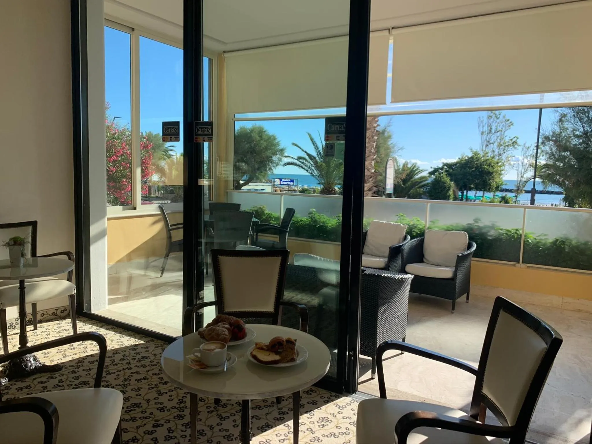 Lobby or reception in Hotel Bahia