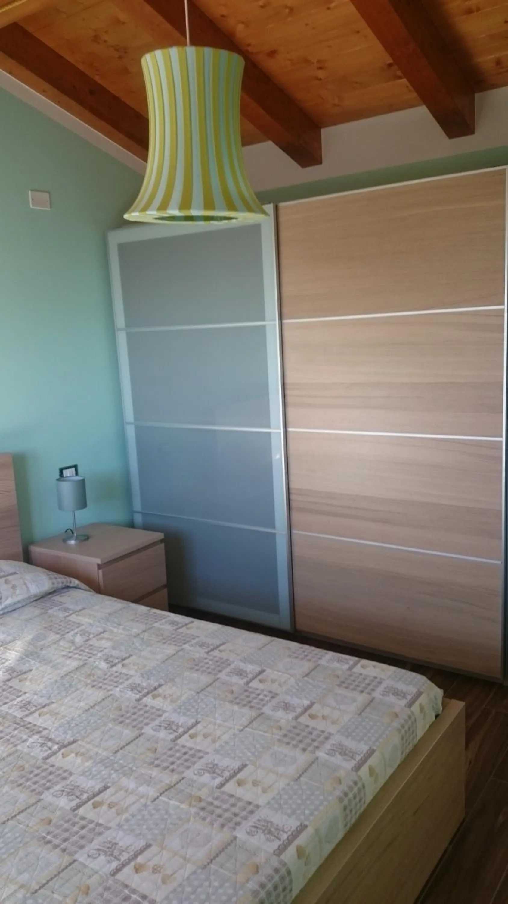 Bed in B&B Happy Guest