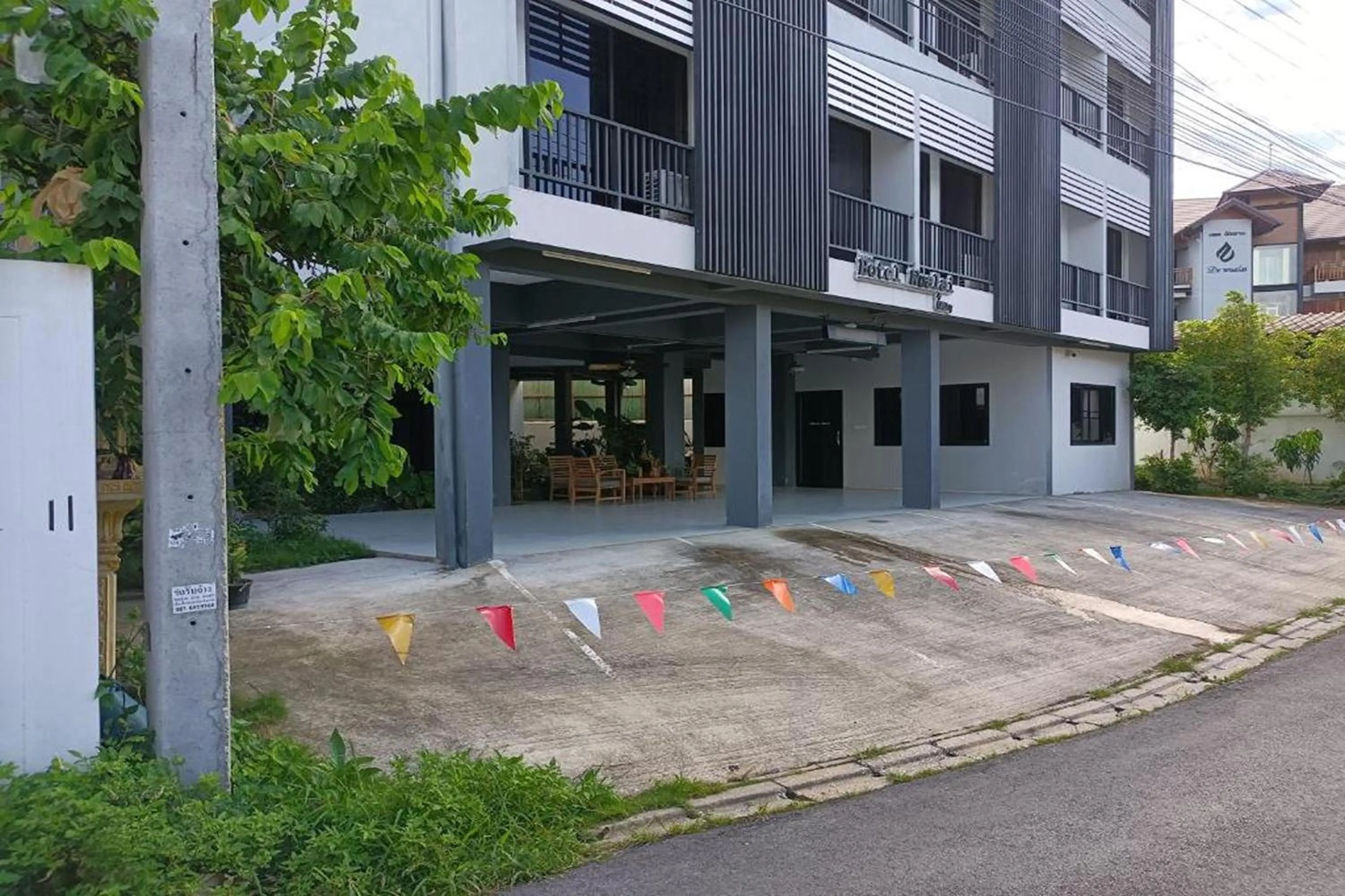 Property building in Hotel Wualai by CMStay