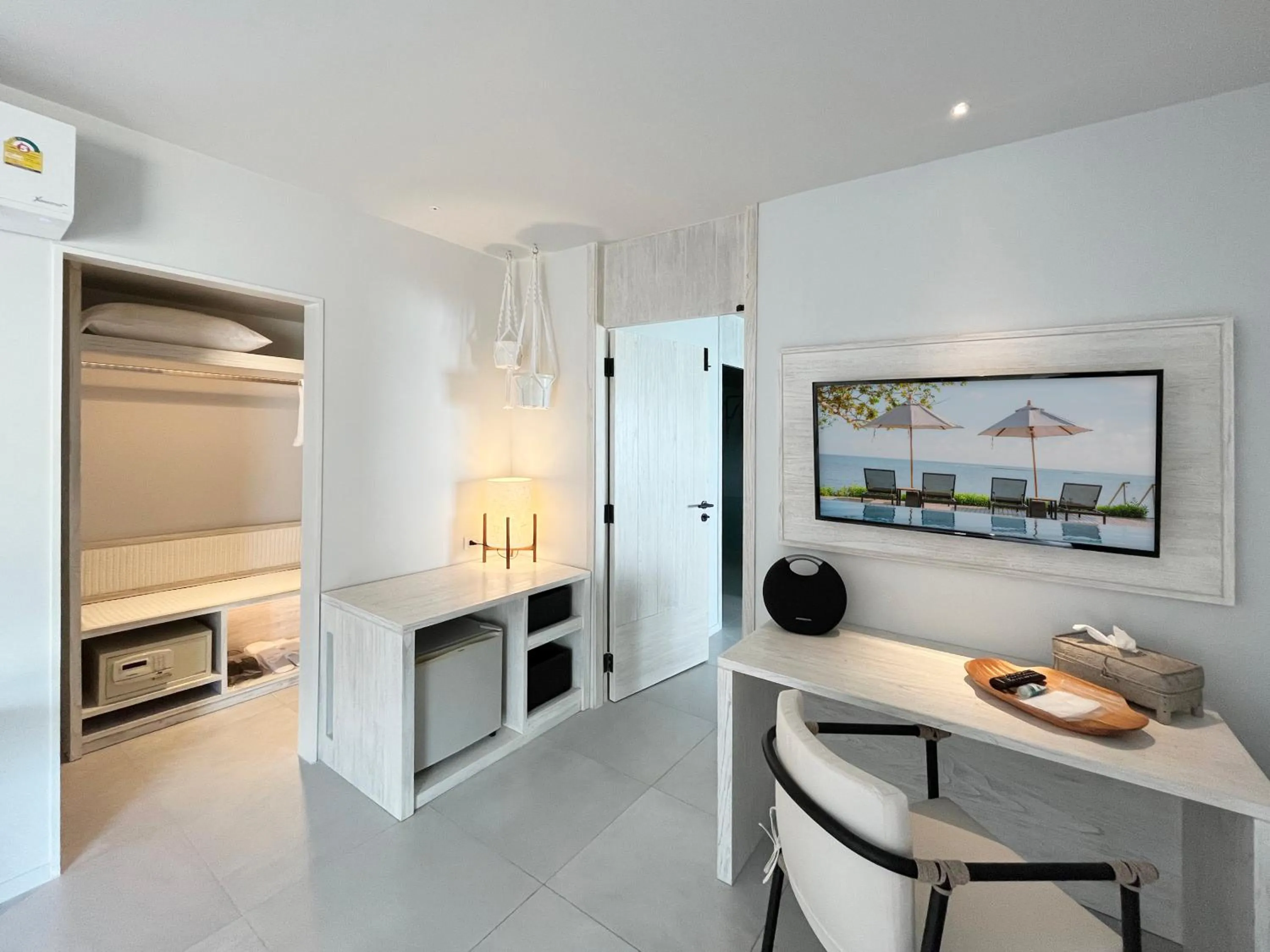 Seating area in Rocky's Boutique Resort - Veranda Collection Samui