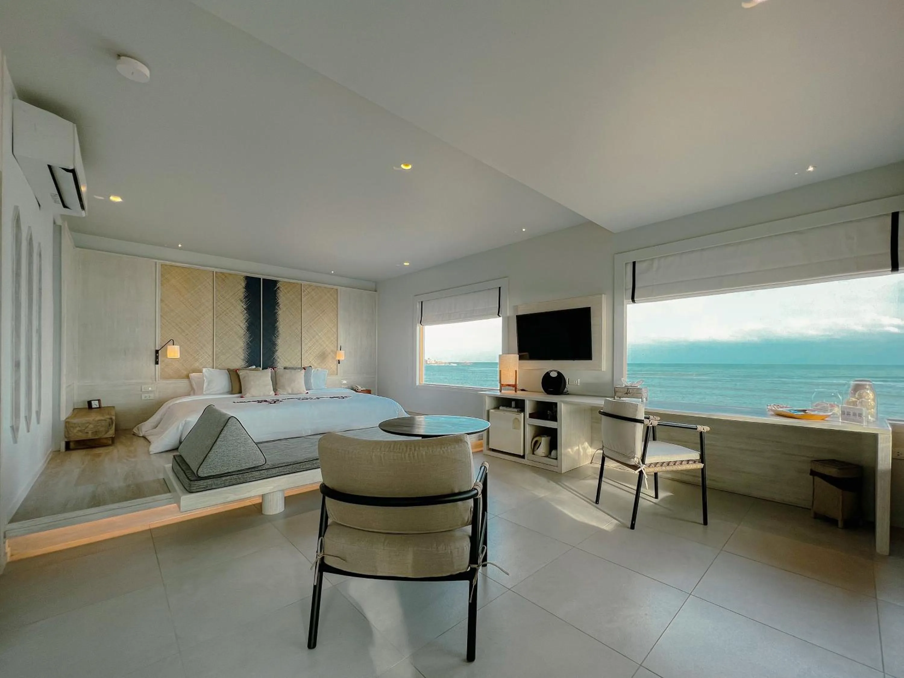 Bed in Rocky's Boutique Resort - Veranda Collection Samui