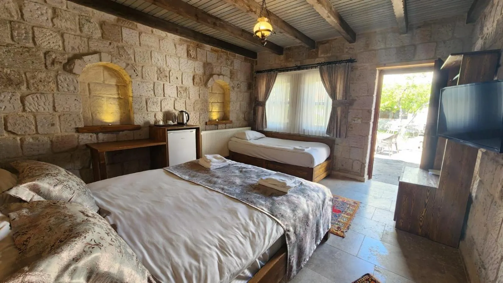 Bed in Yıldız Hotel