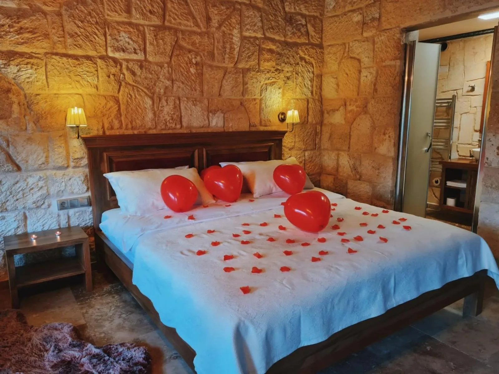 Bed in Yıldız Hotel