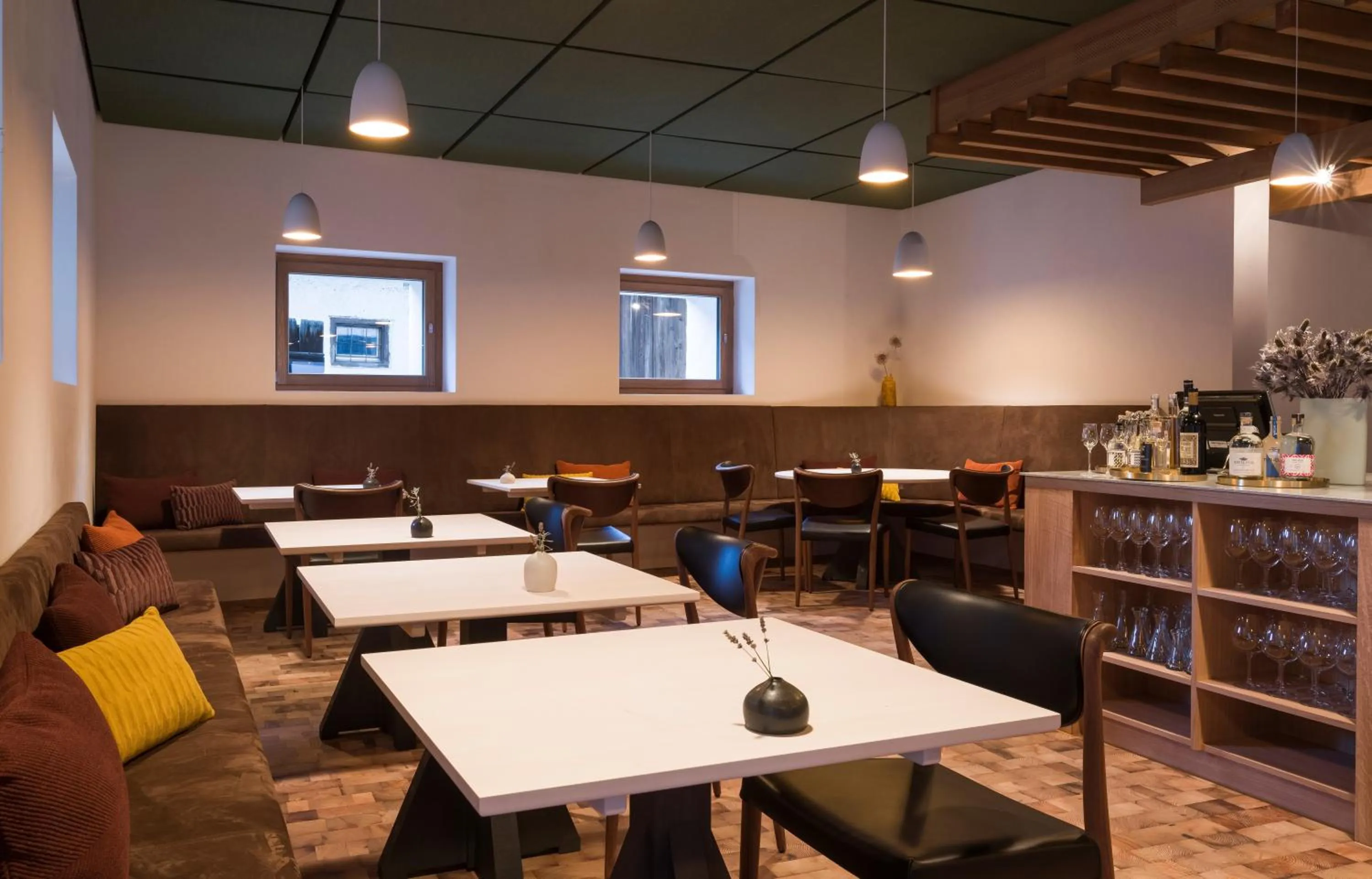 Restaurant/places to eat in Casa Caminada