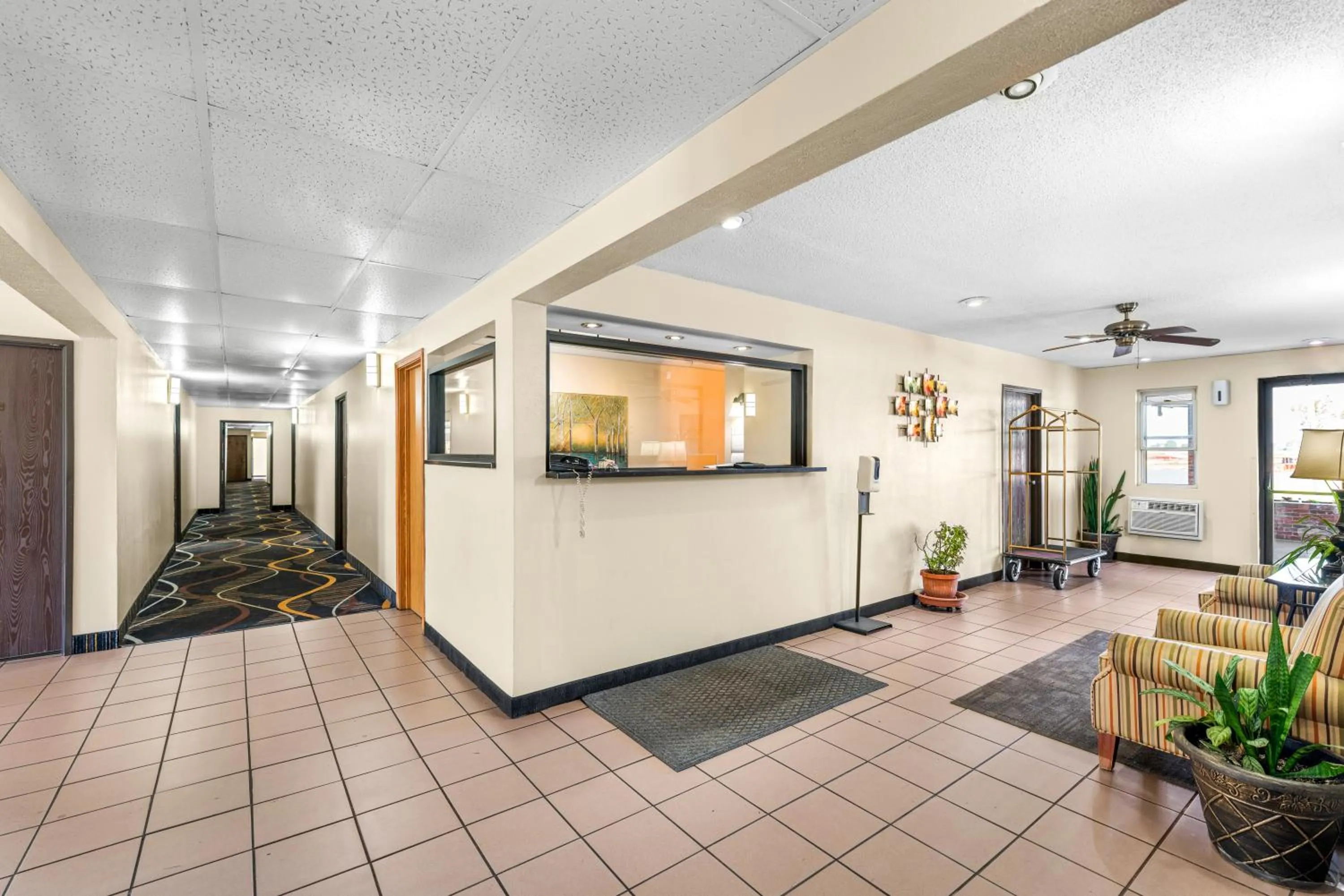 Lobby or reception in Americas Best Value Inn Decatur