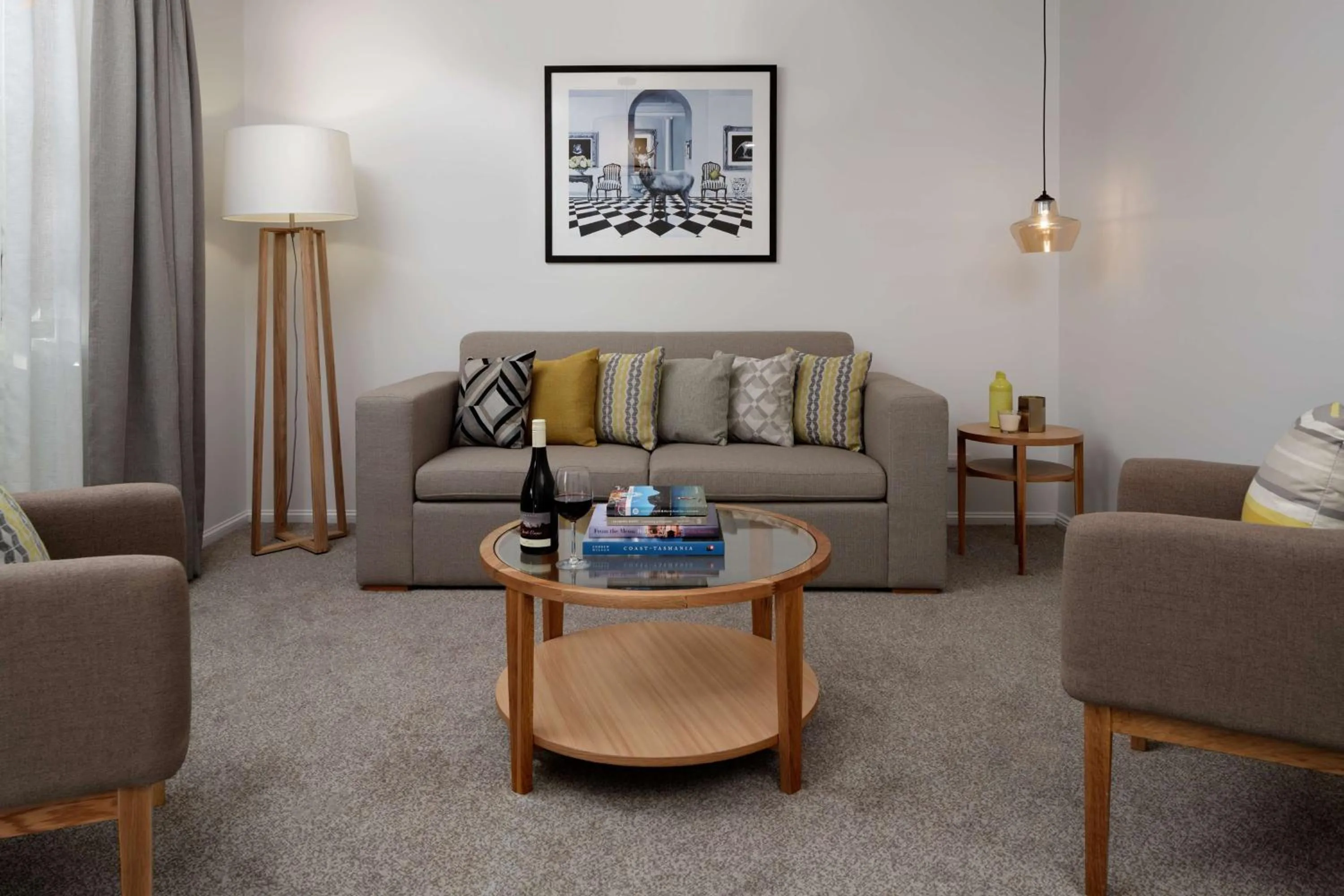 Photo of the whole room in Rydges Hobart