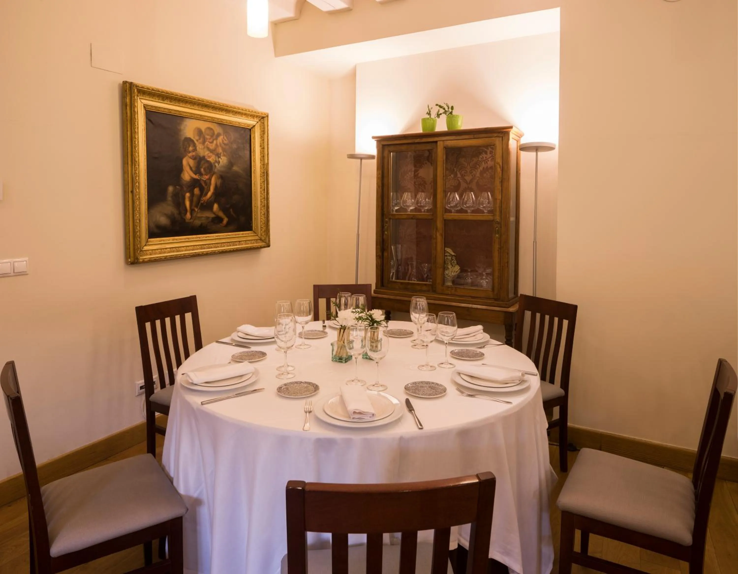 Restaurant/places to eat in Hotel Real Colegiata San Isidoro