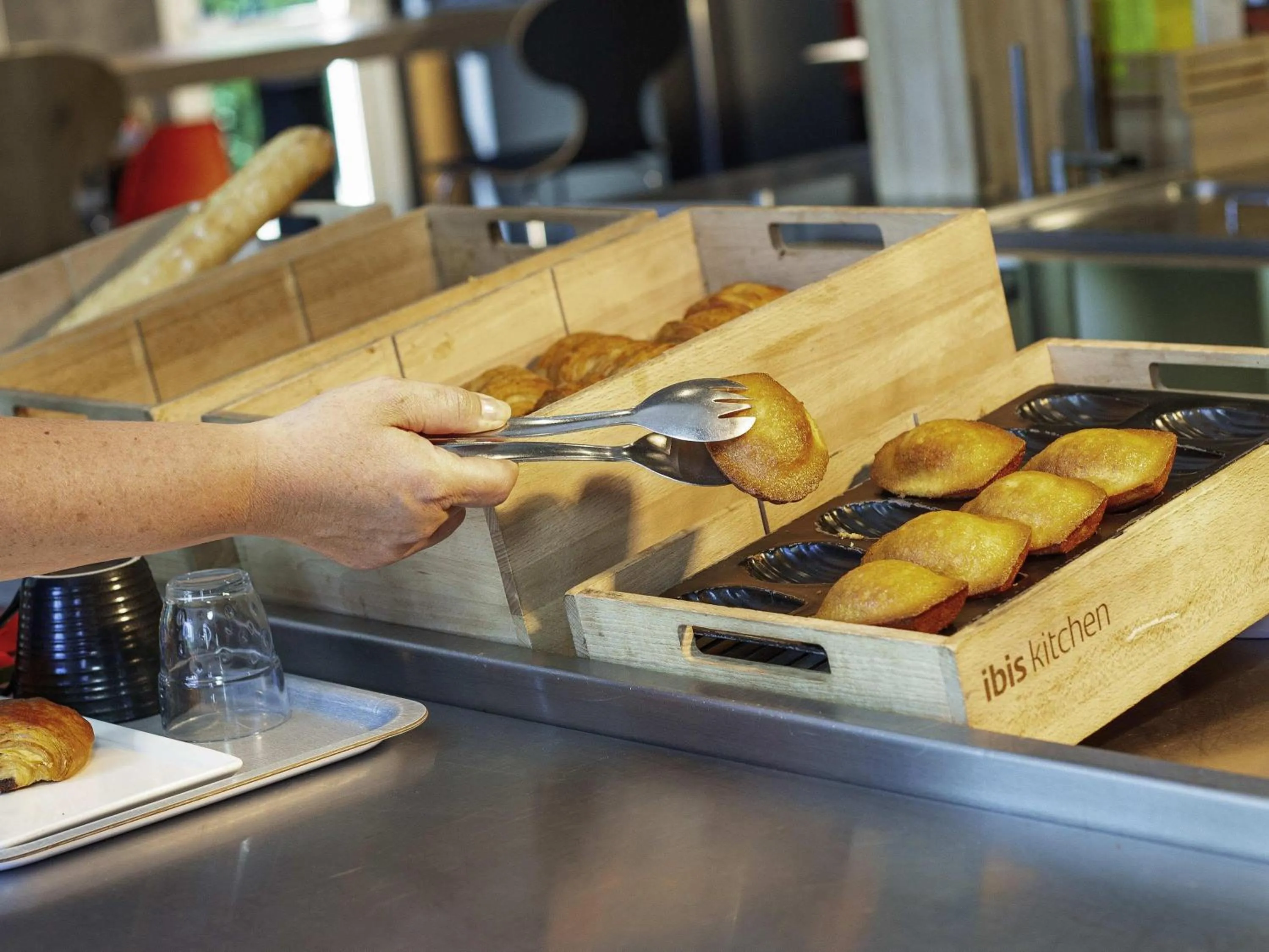 Breakfast in ibis Mulhouse Ile Napoleon