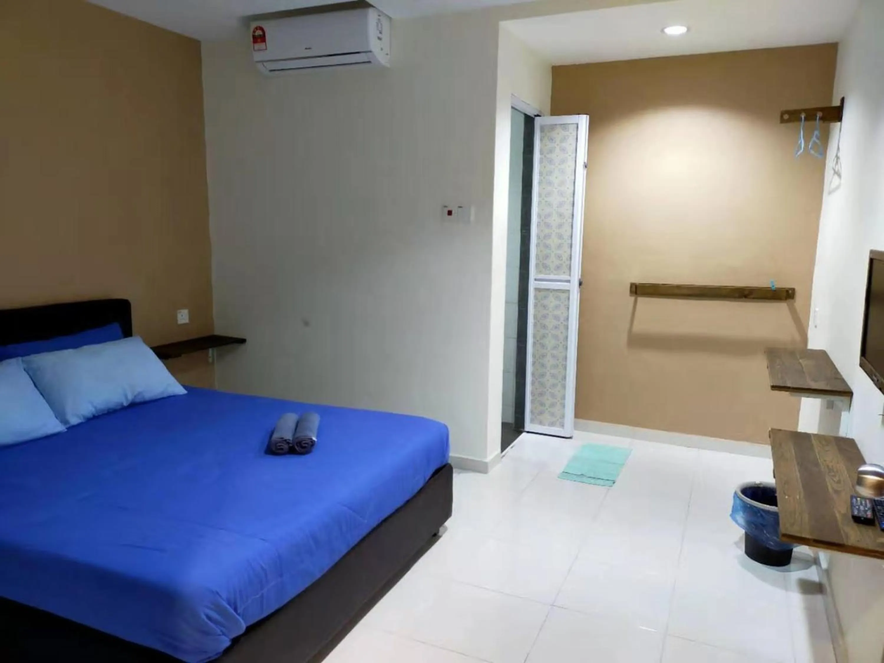 Photo of the whole room in CSH Motel Kuala Perlis Jetty