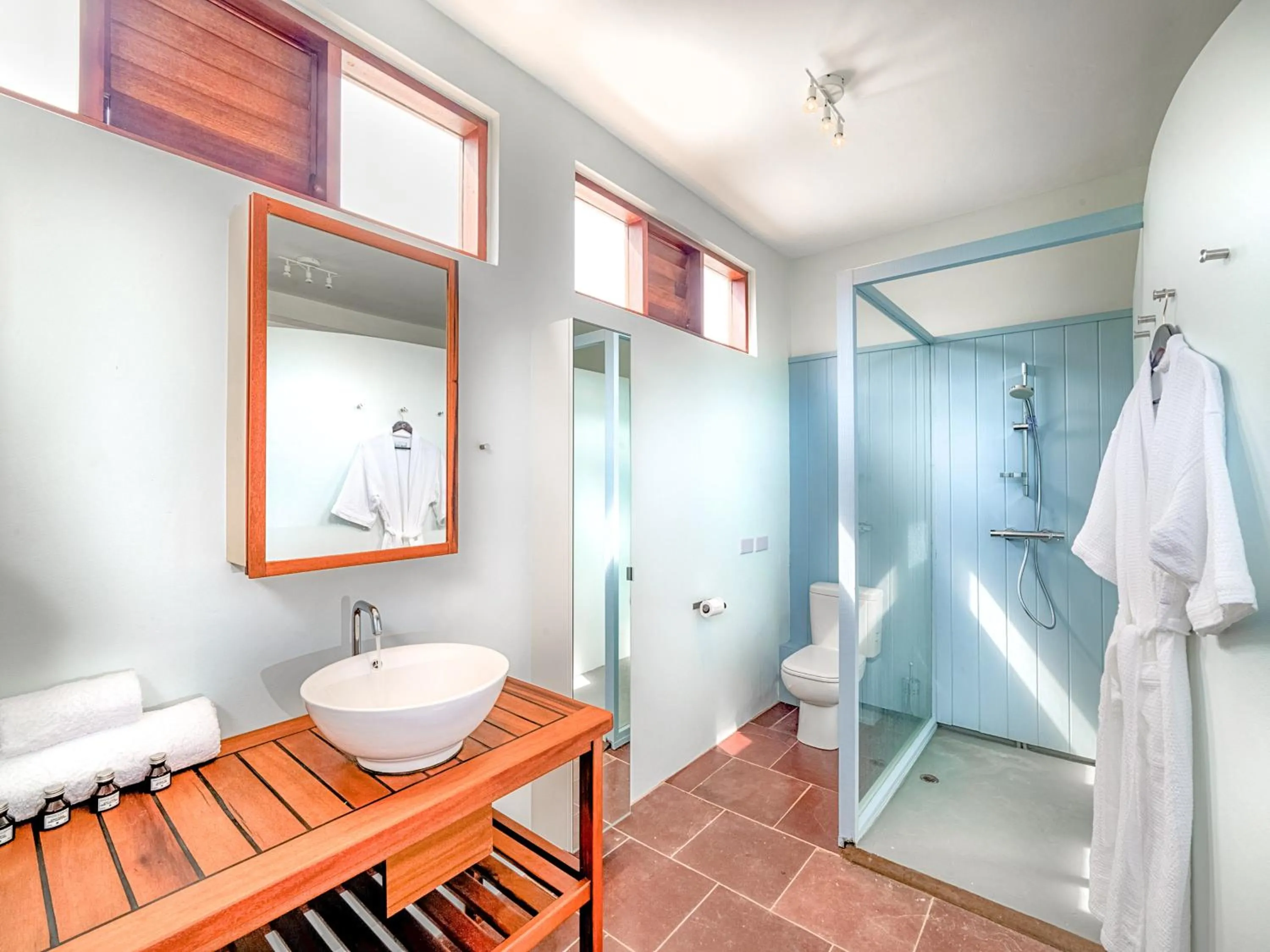 Shower in 473 Grenada Boutique Resort