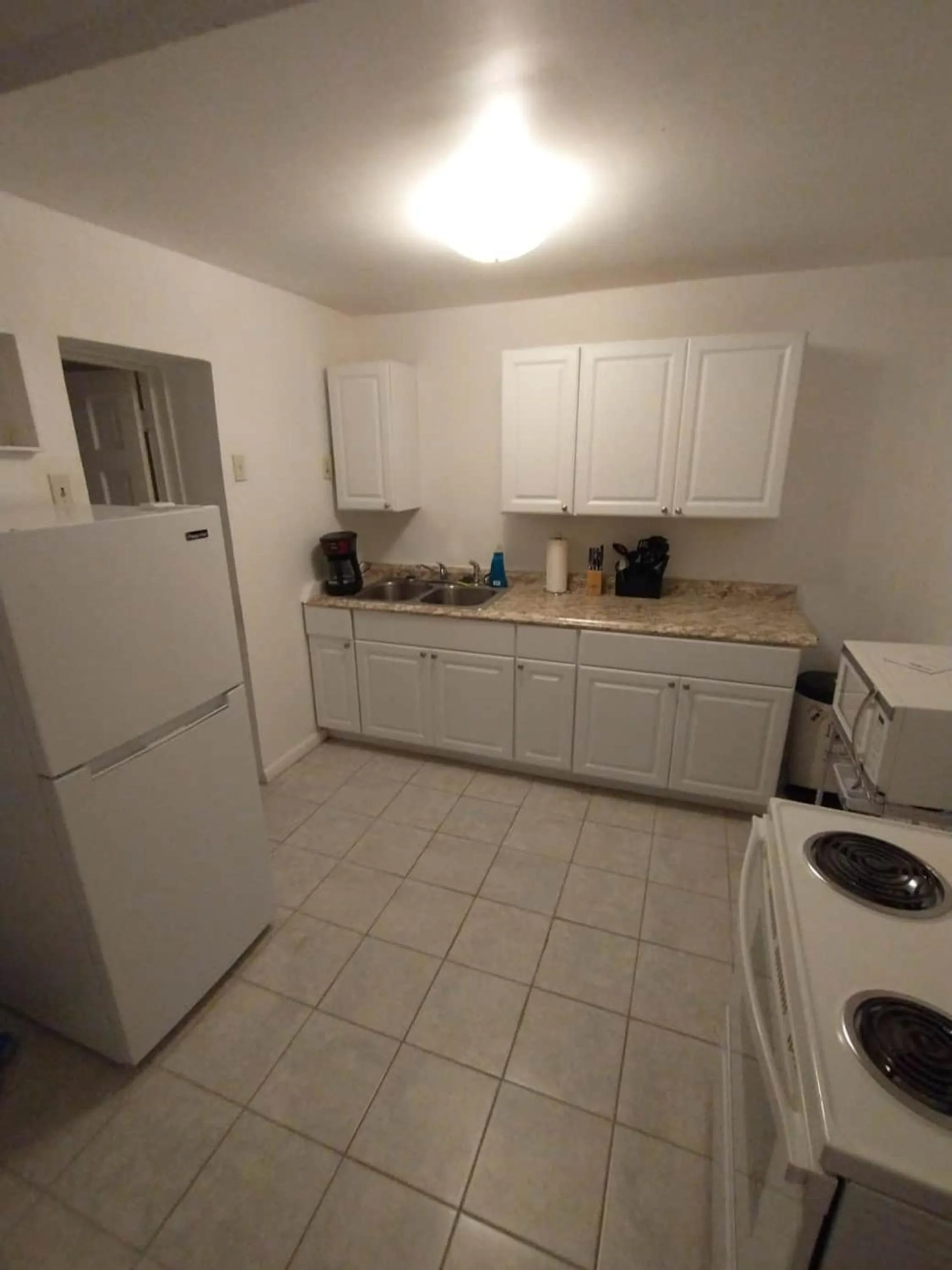 Kitchen or kitchenette in The Van Zant House