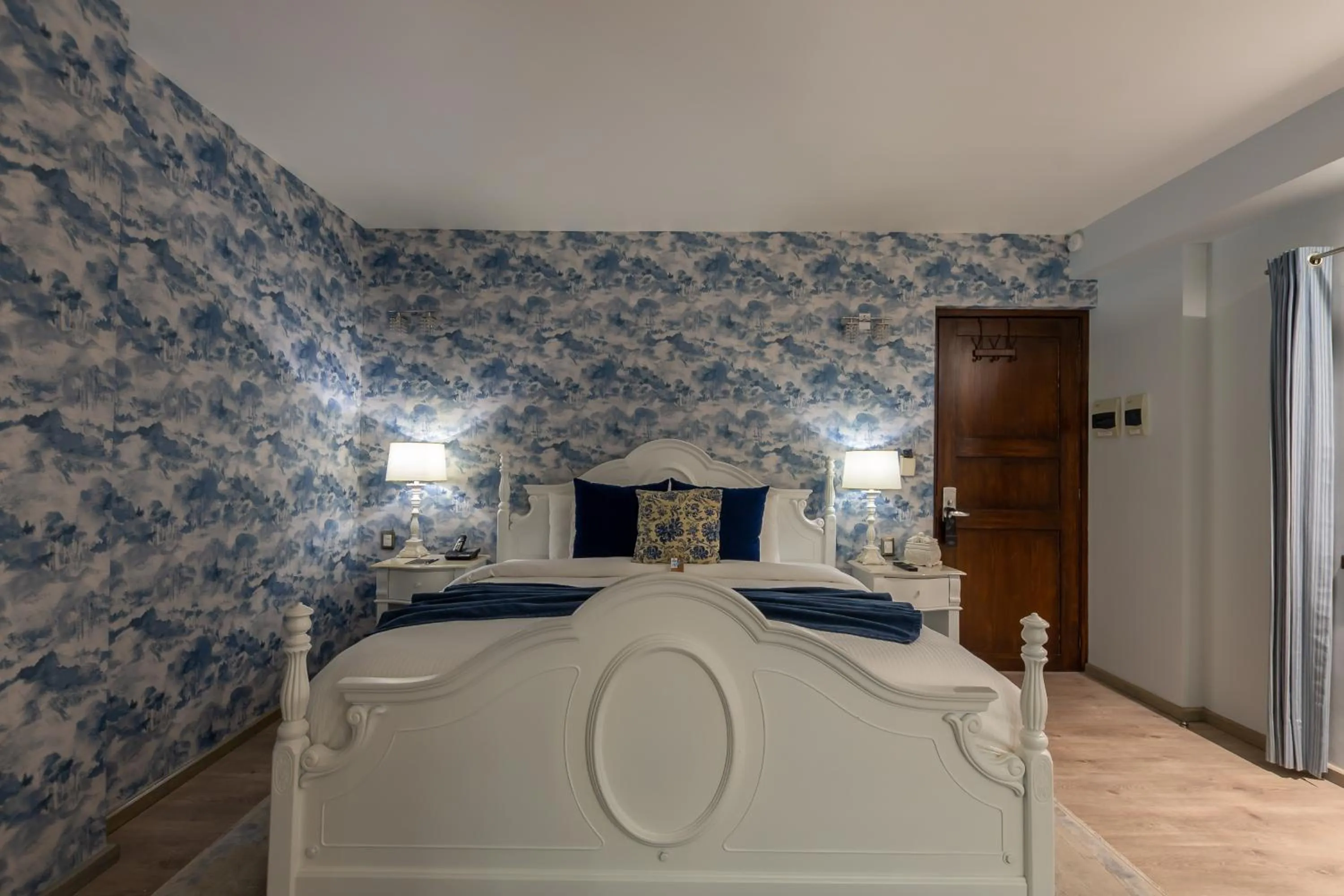 Bed in 1850 Hotel Boutique