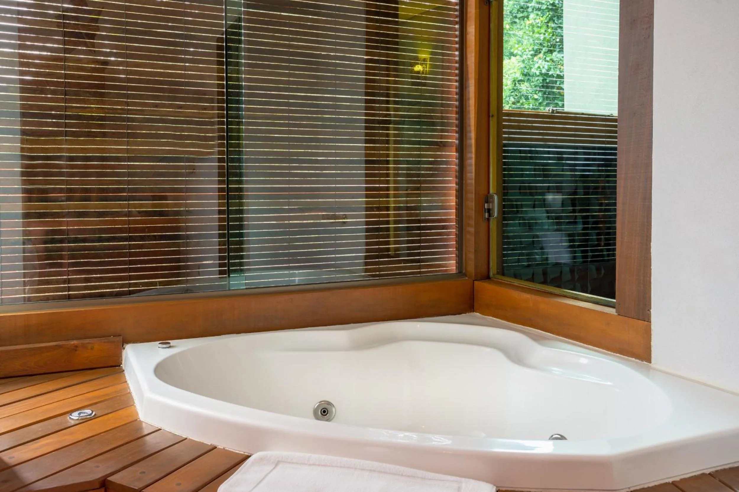 Hot Tub in Hotel Vila Kebaya