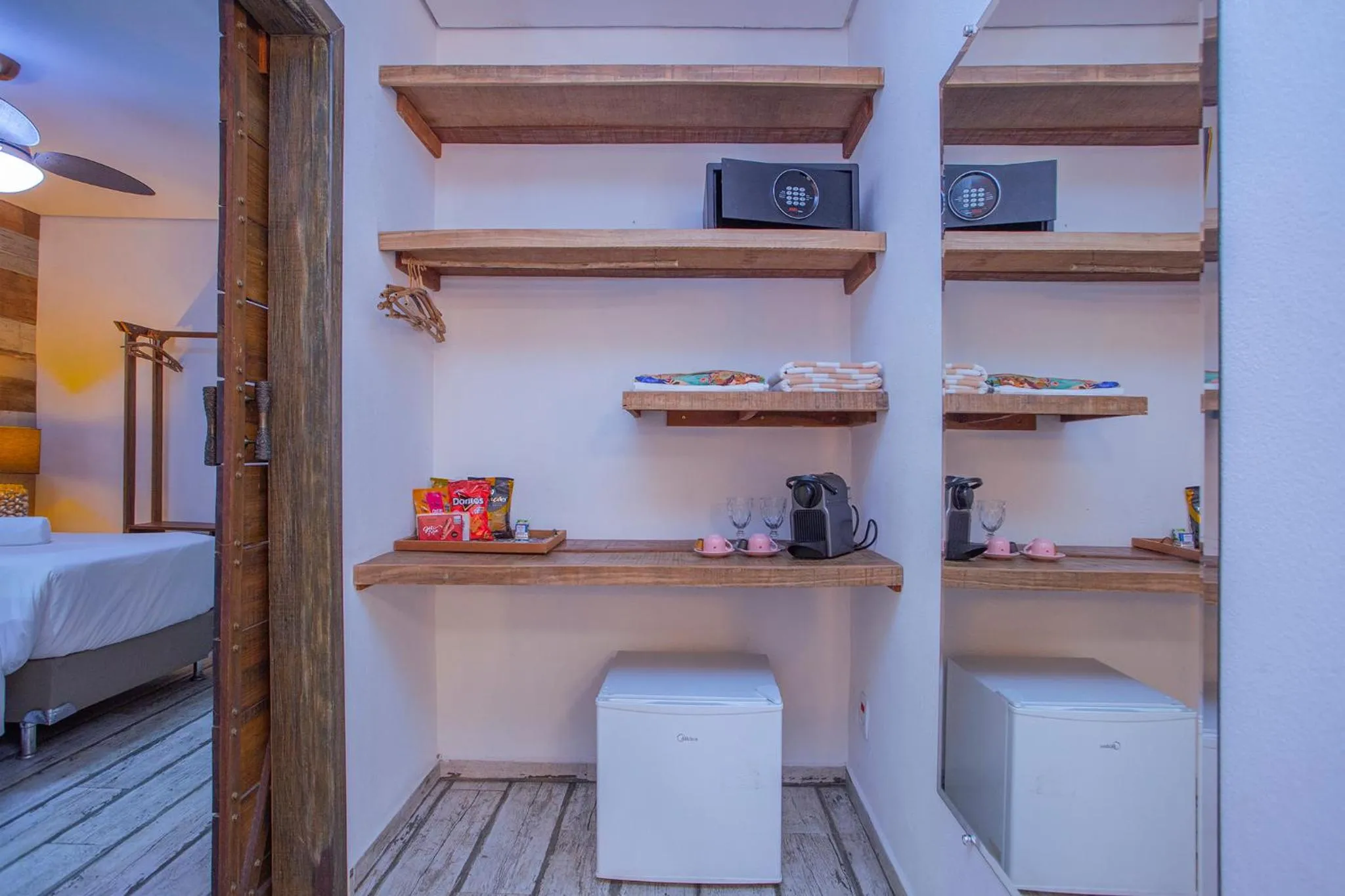 Bedroom, Bed in Hotel Vila Kebaya