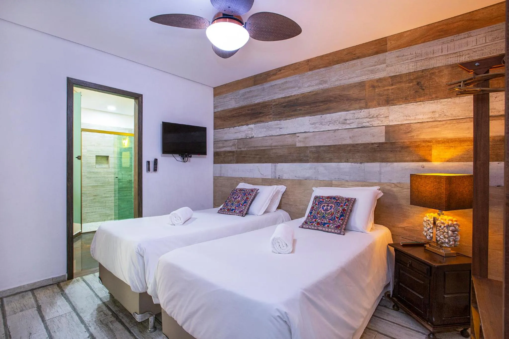 Bedroom, Bed in Hotel Vila Kebaya