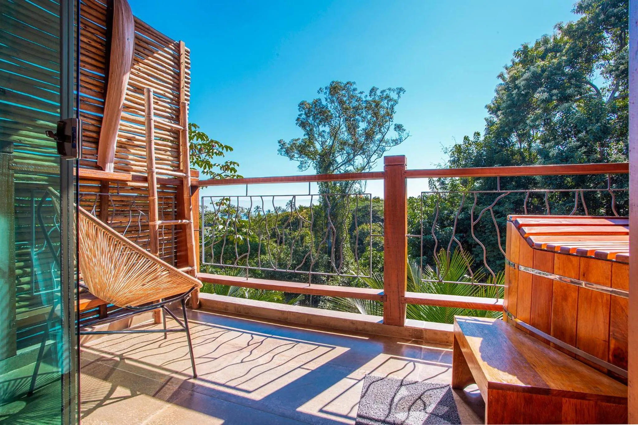 Spring in Hotel Vila Kebaya