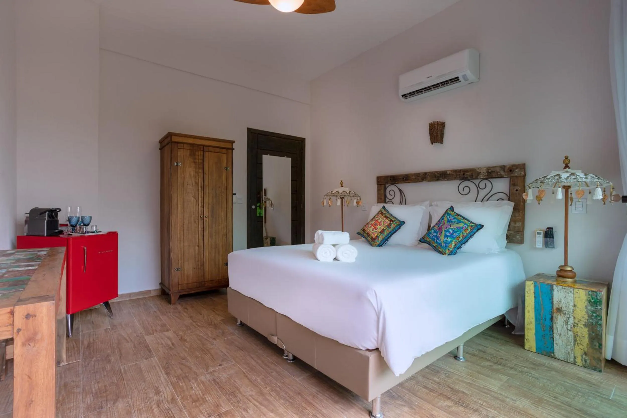 Bedroom, Bed in Hotel Vila Kebaya