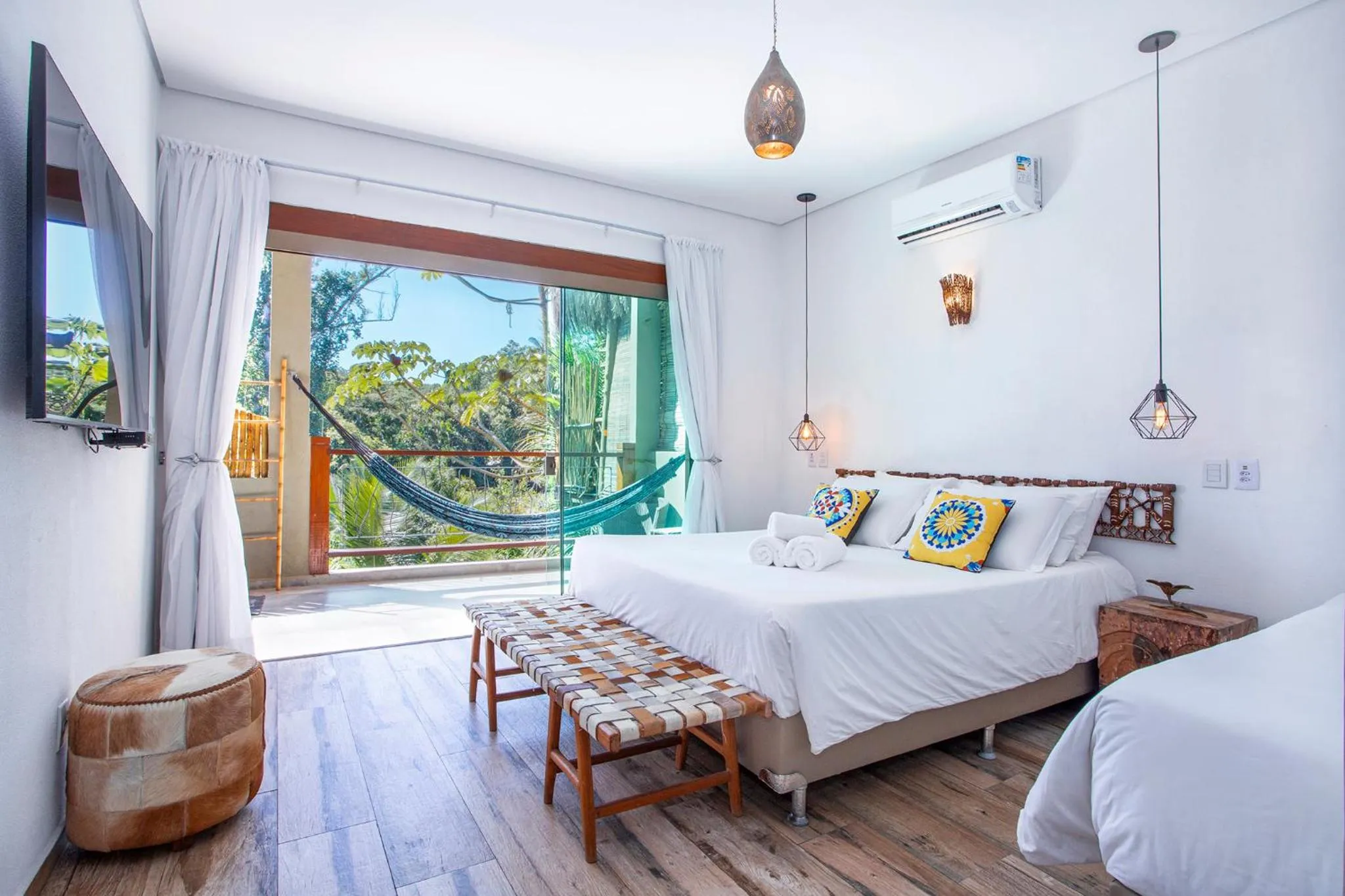 Photo of the whole room, Bed in Hotel Vila Kebaya