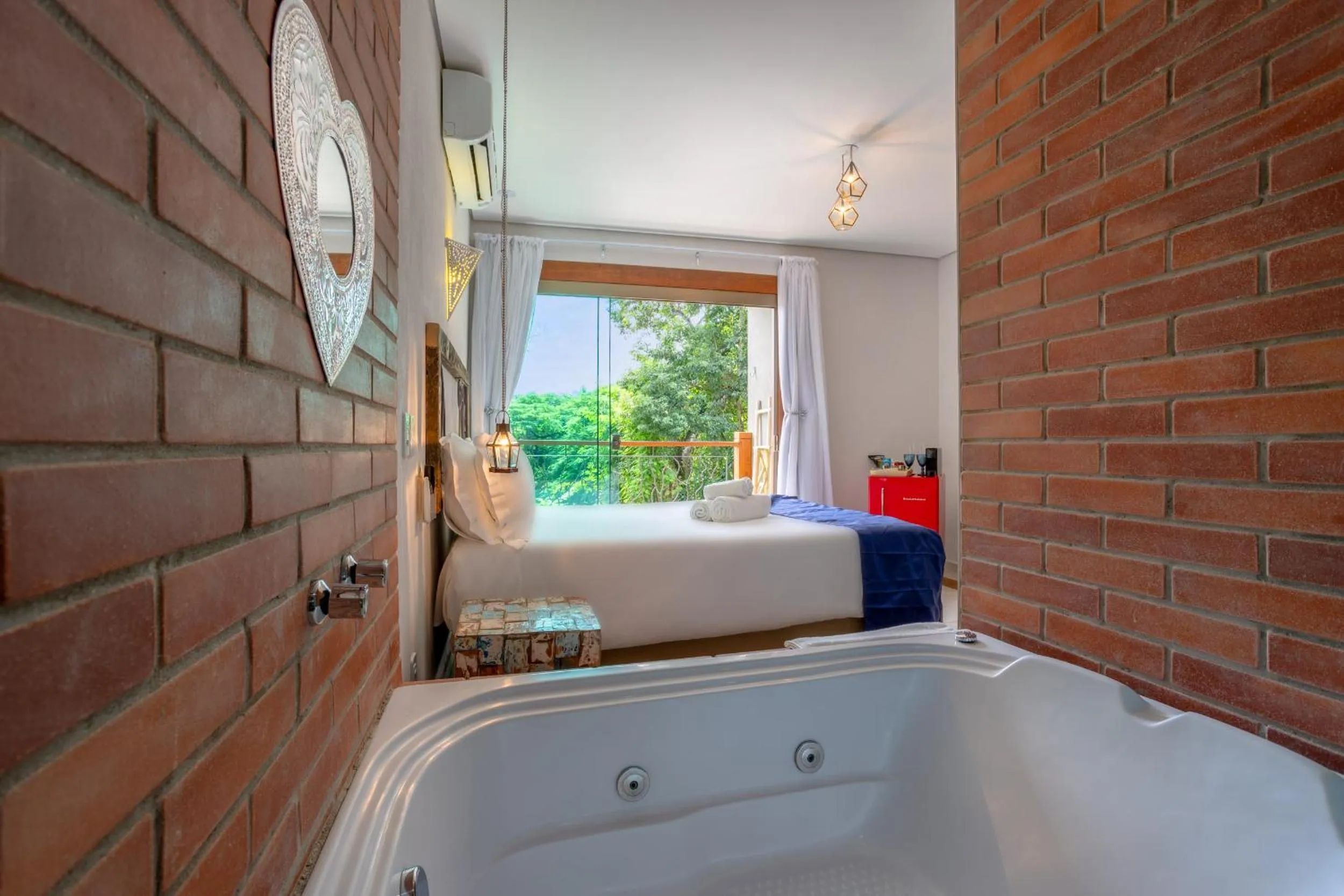 Hot Tub in Hotel Vila Kebaya