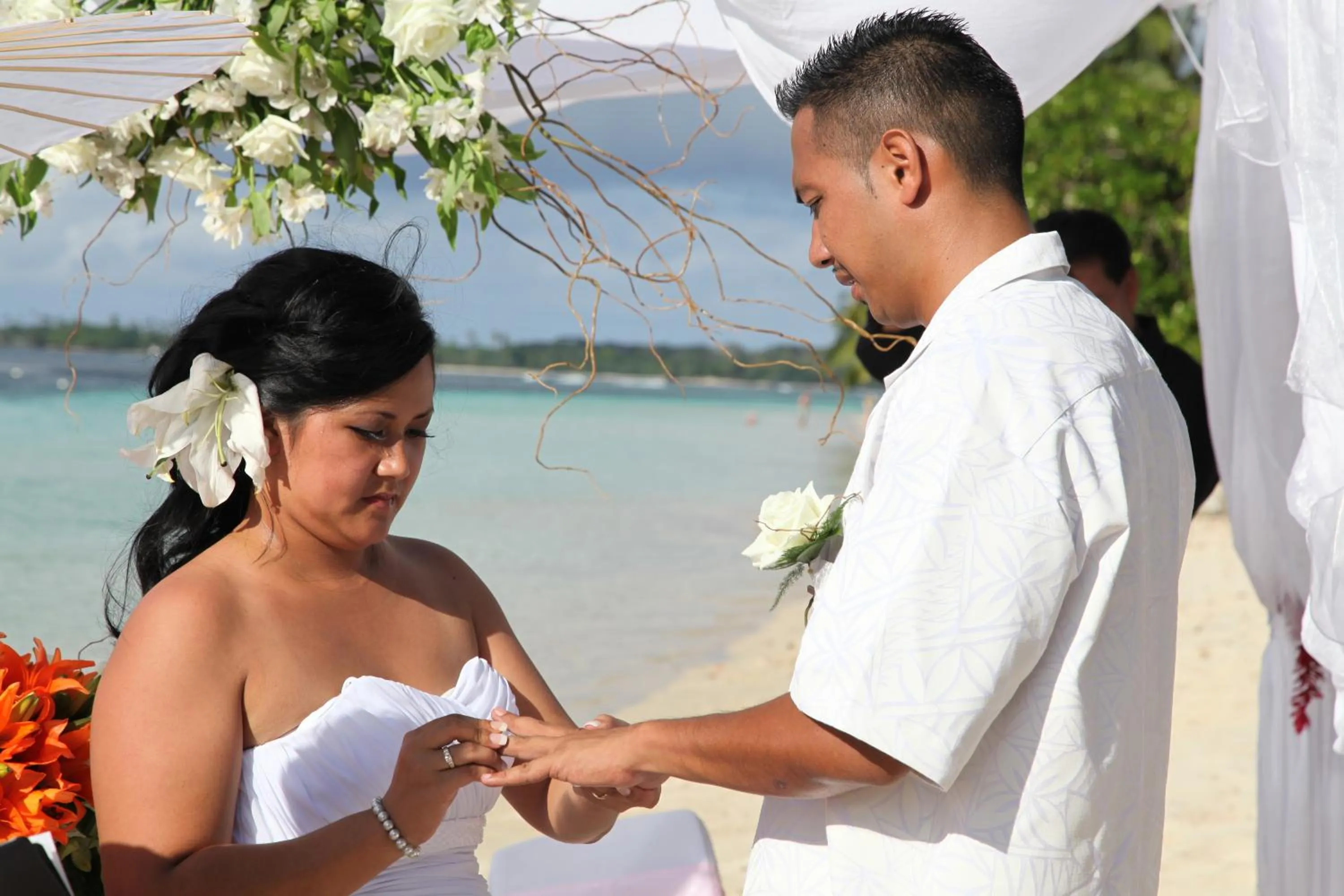 People in Stevensons at Manase