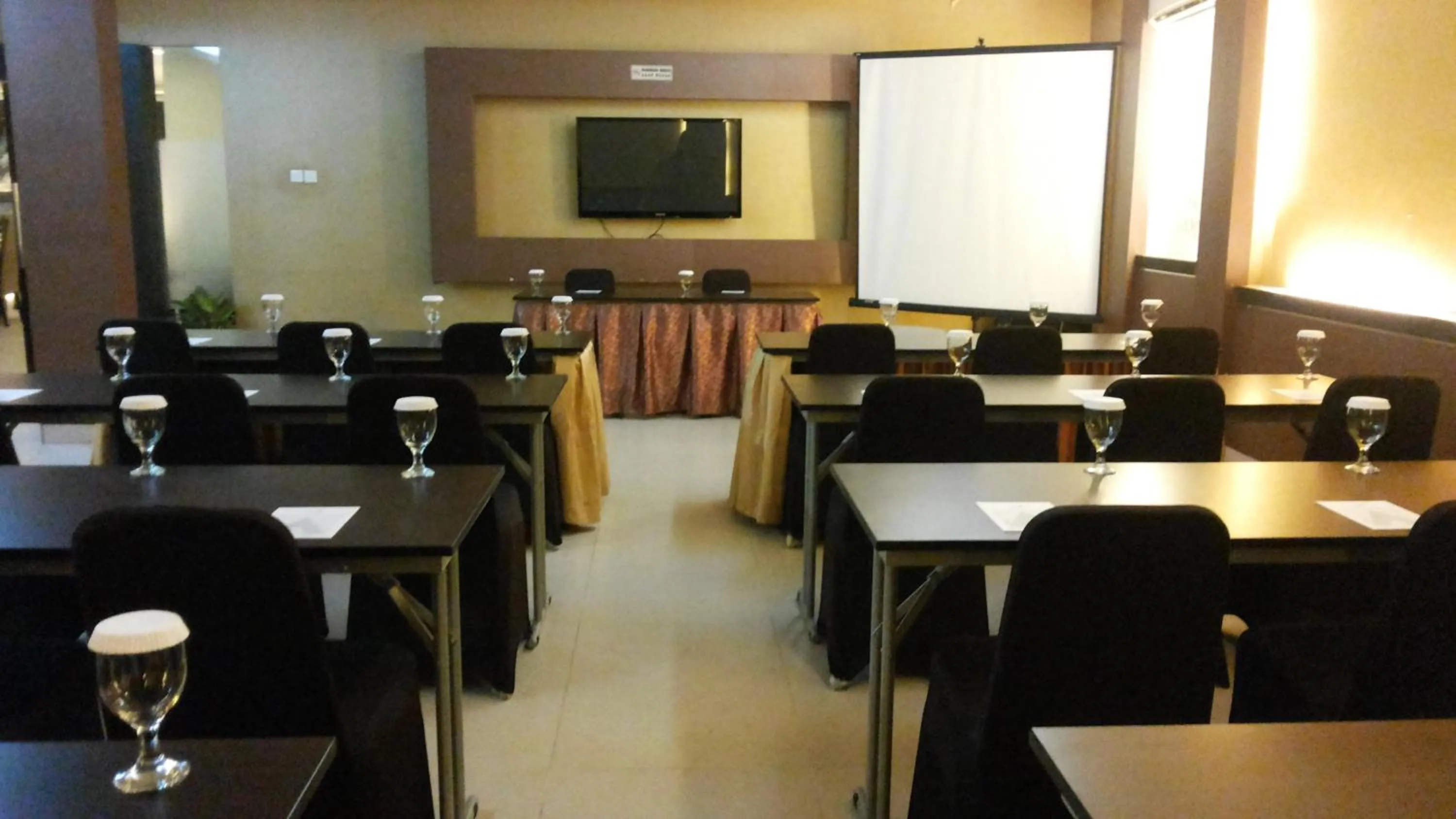 Business facilities in Drego Hotel