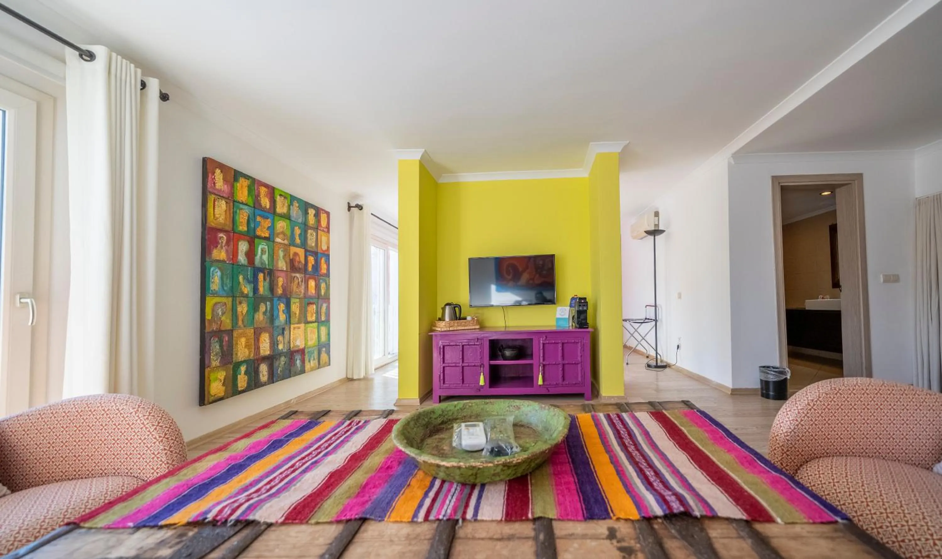 Seating area, TV/Entertainment Center in Toka Bodrum Hotel & Beach Club