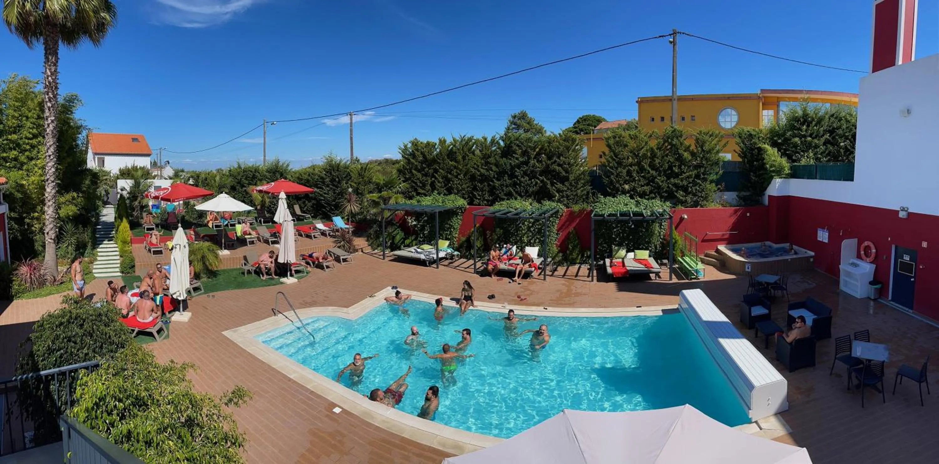 Swimming pool in Villa 3 Caparica - Lisbon Gay Beach Resort