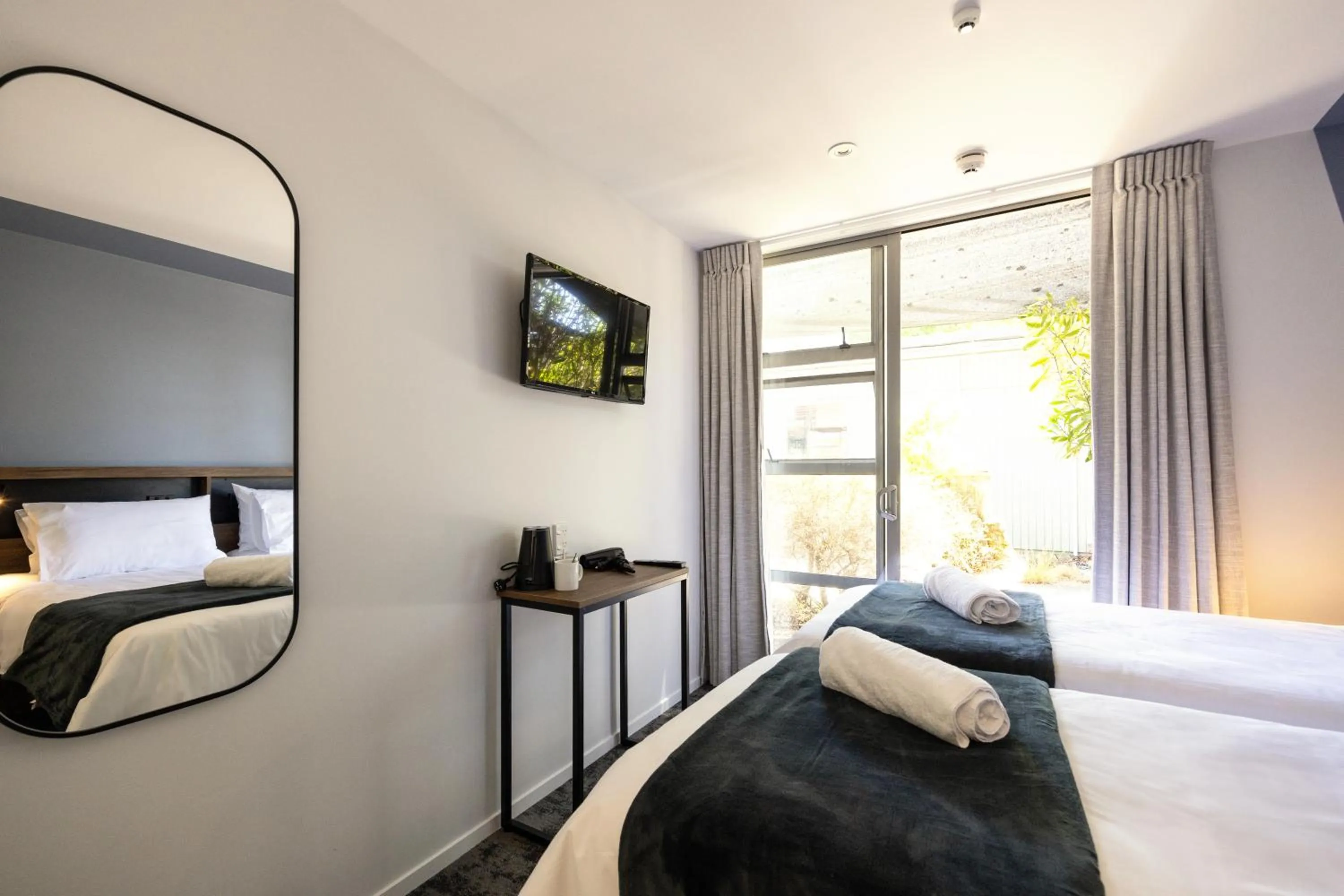 Bedroom, Bed in Haka House Rotorua