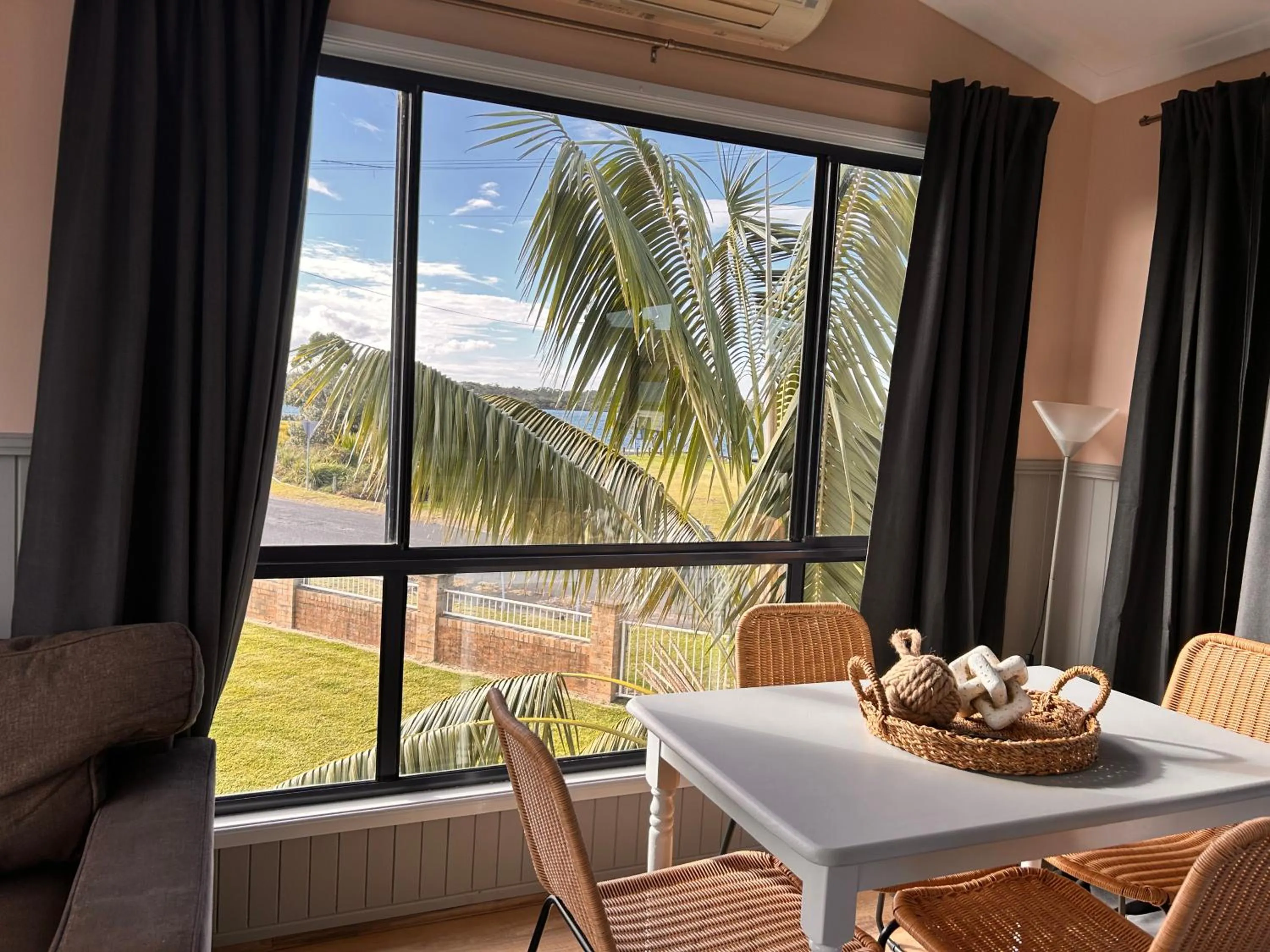 Meals in South Coast Retreat