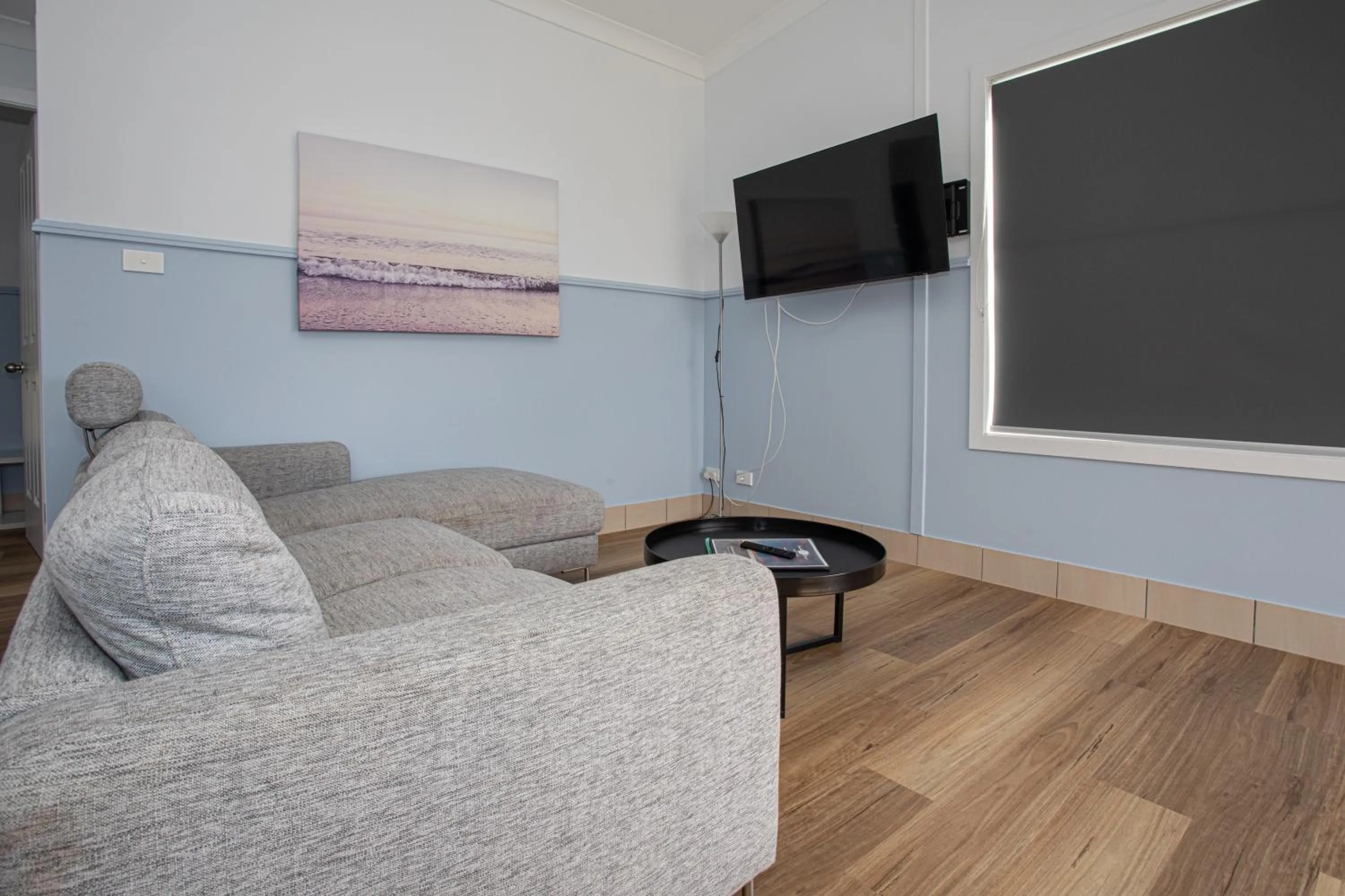 Family in South Coast Retreat