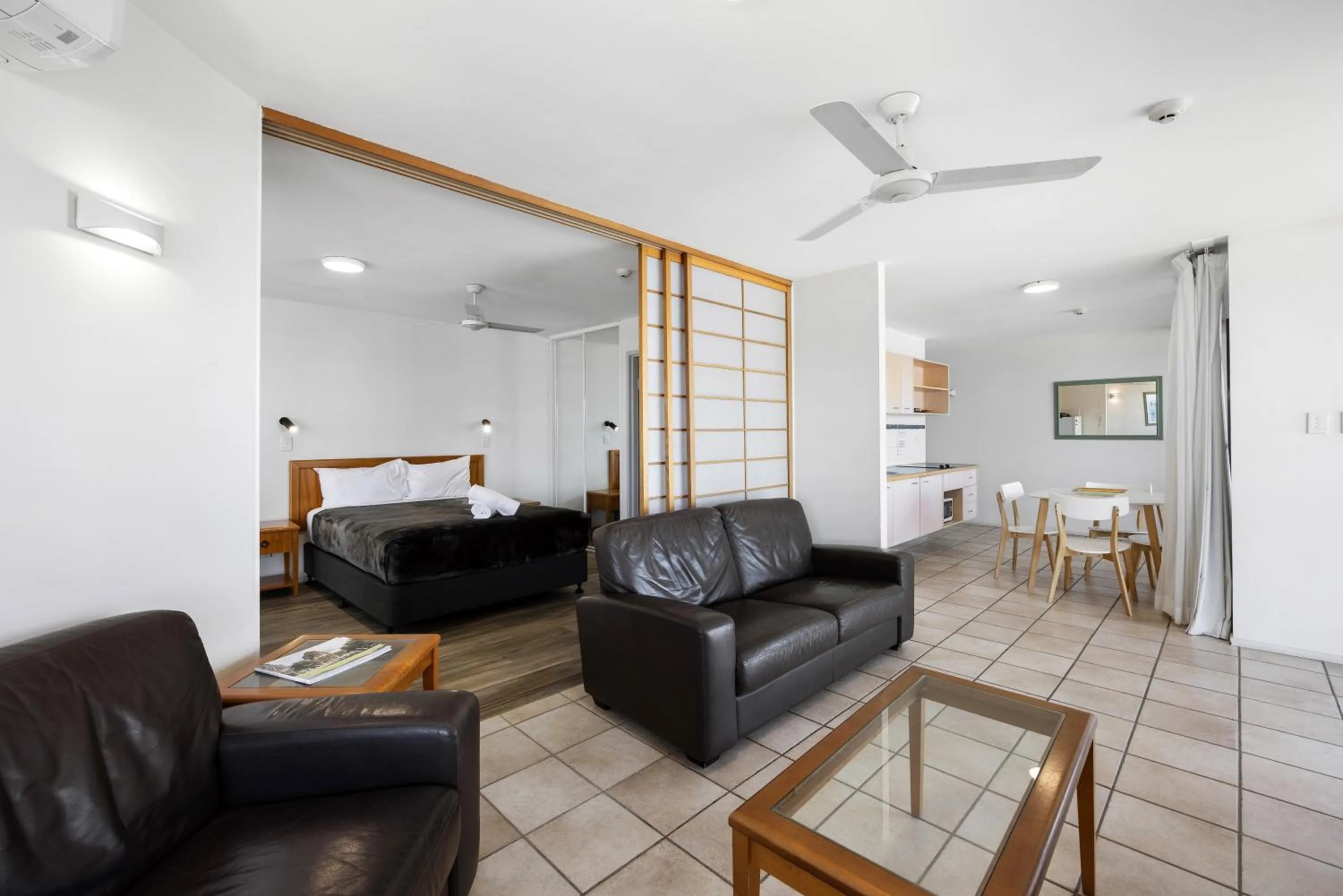 TV and multimedia in The Beach Retreat Coolum