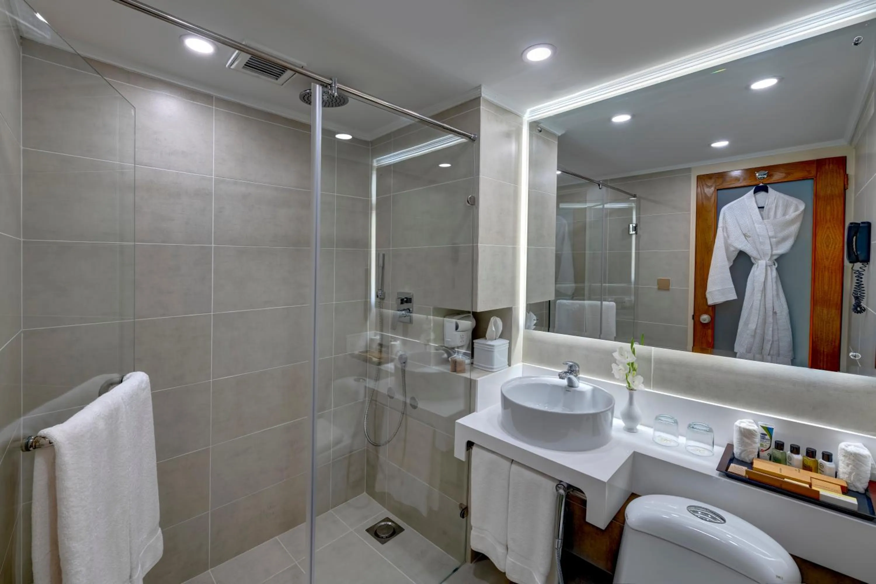 Toilet in Pearl Continental Hotel, Rawalpindi