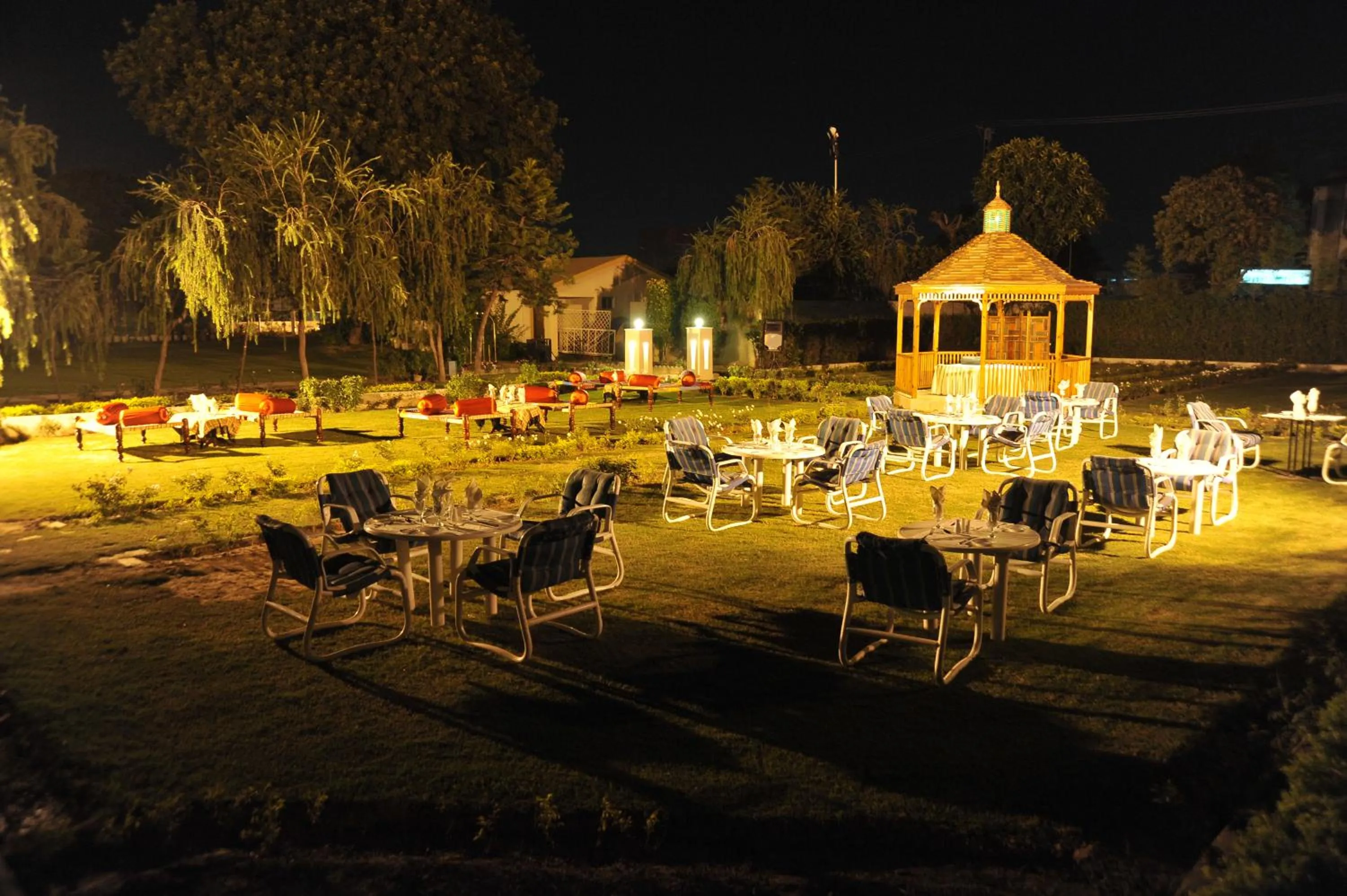 Restaurant/places to eat in Pearl Continental Hotel, Rawalpindi