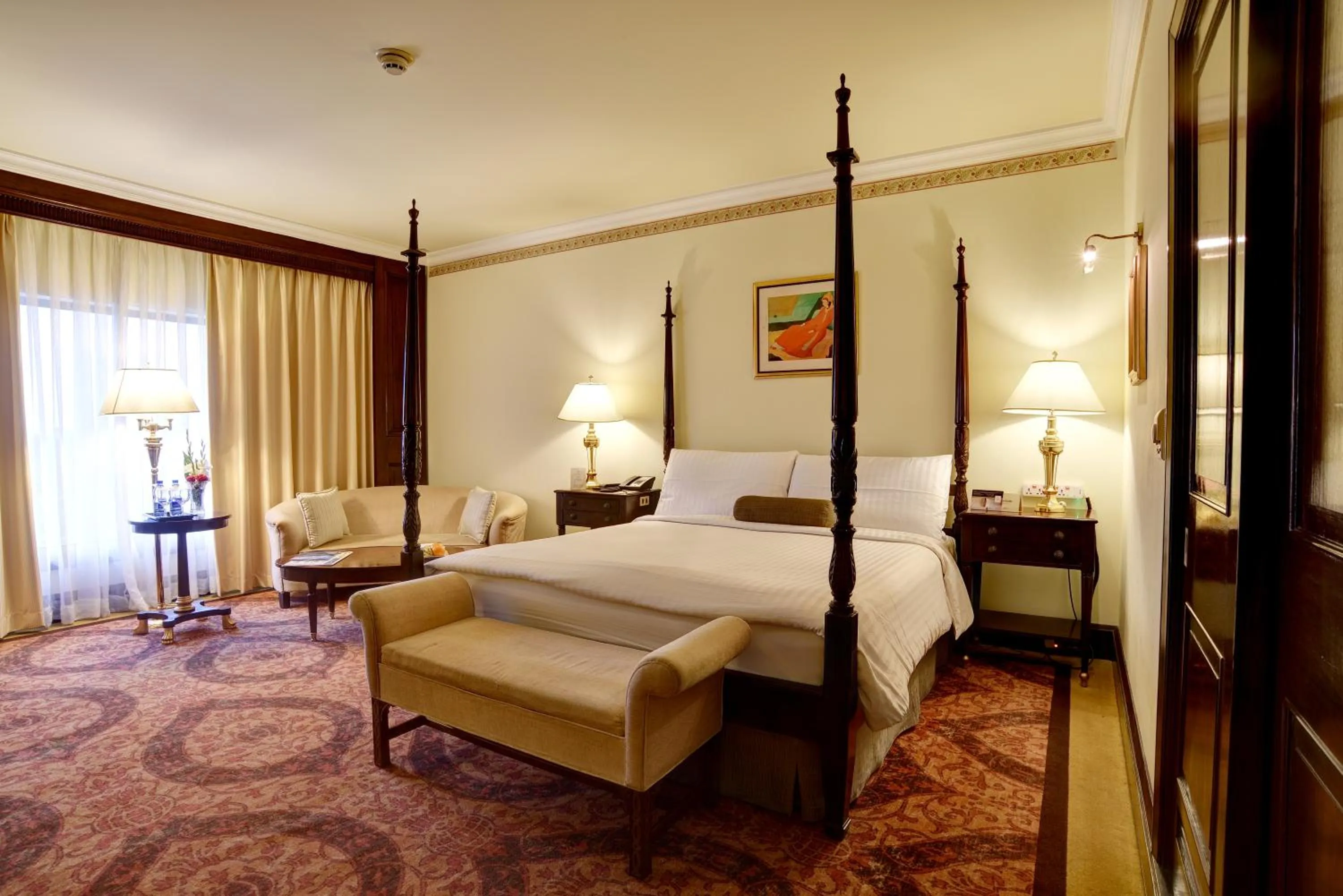 Photo of the whole room, Bed in Pearl Continental Hotel, Lahore