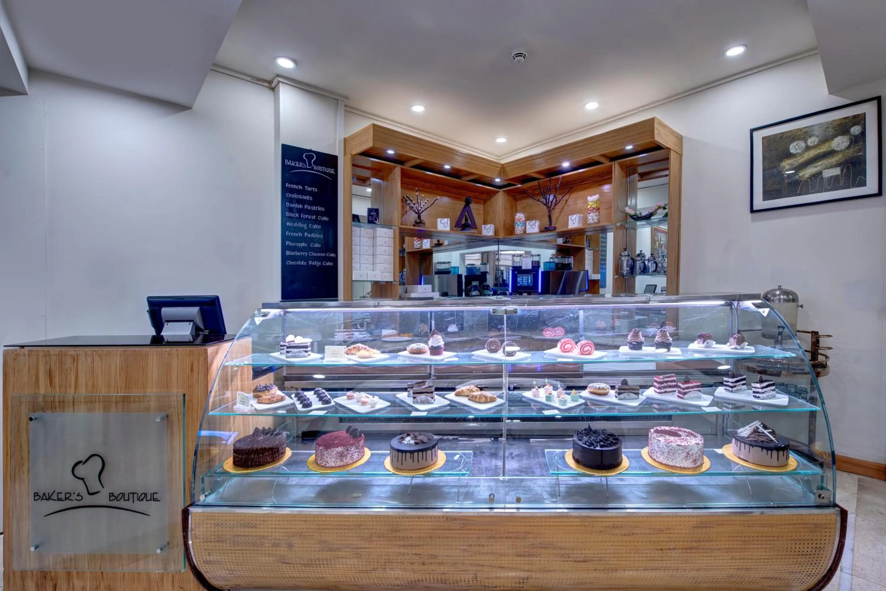 Restaurant/places to eat in Pearl Continental Hotel, Bhurban