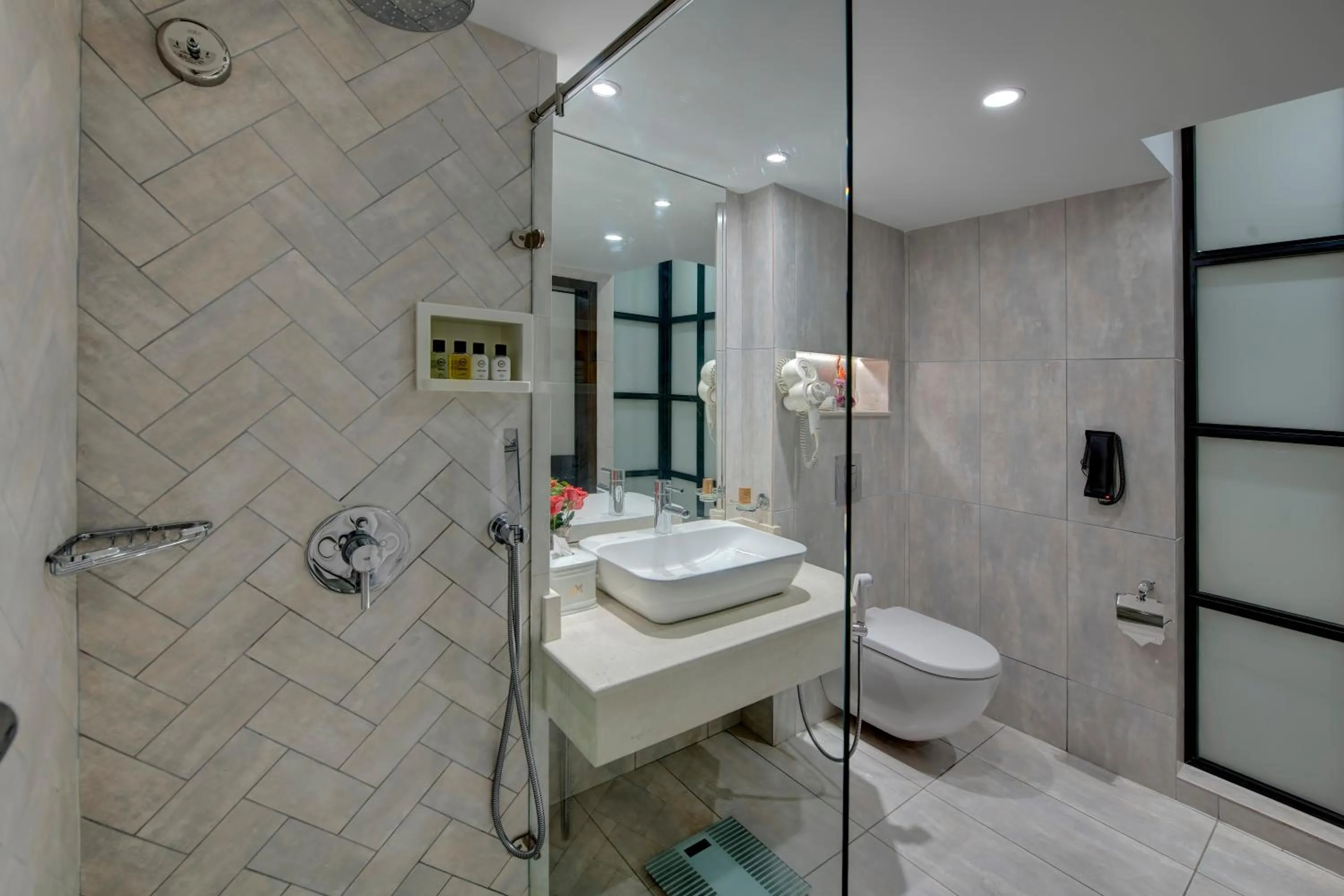 Bathroom in Pearl Continental Hotel, Karachi