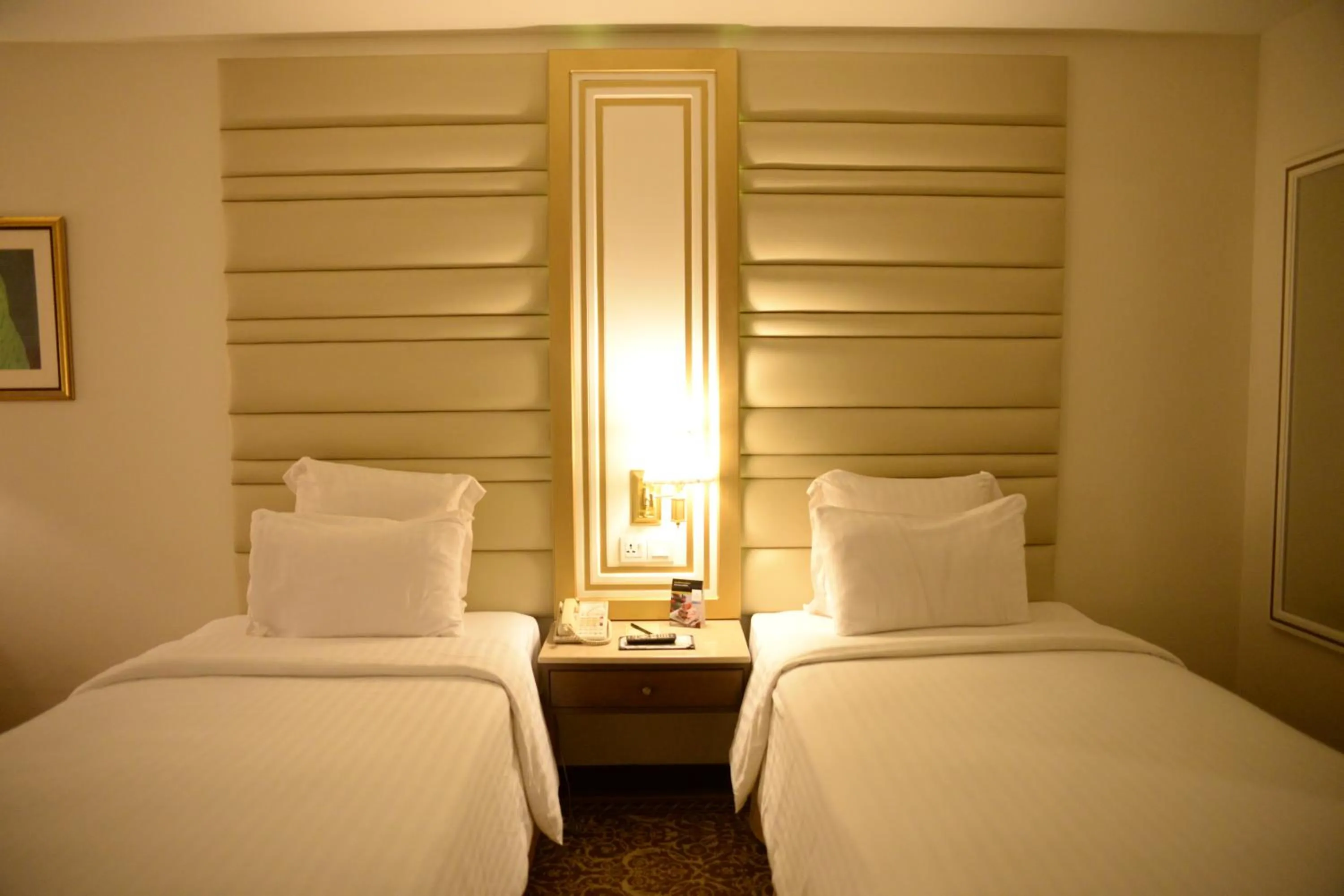 Bed in Pearl Continental Hotel, Karachi