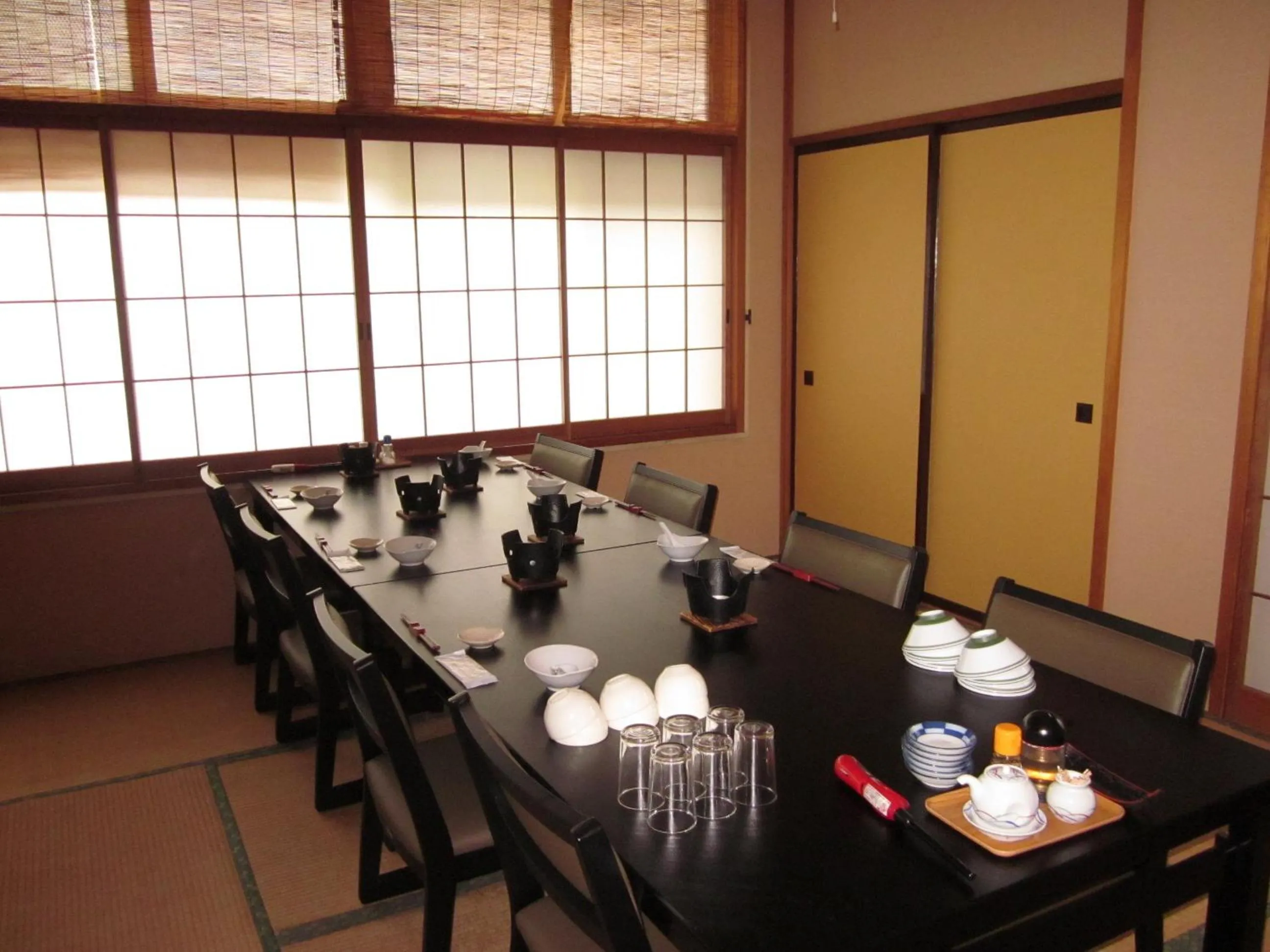 Restaurant/places to eat in Shiunso