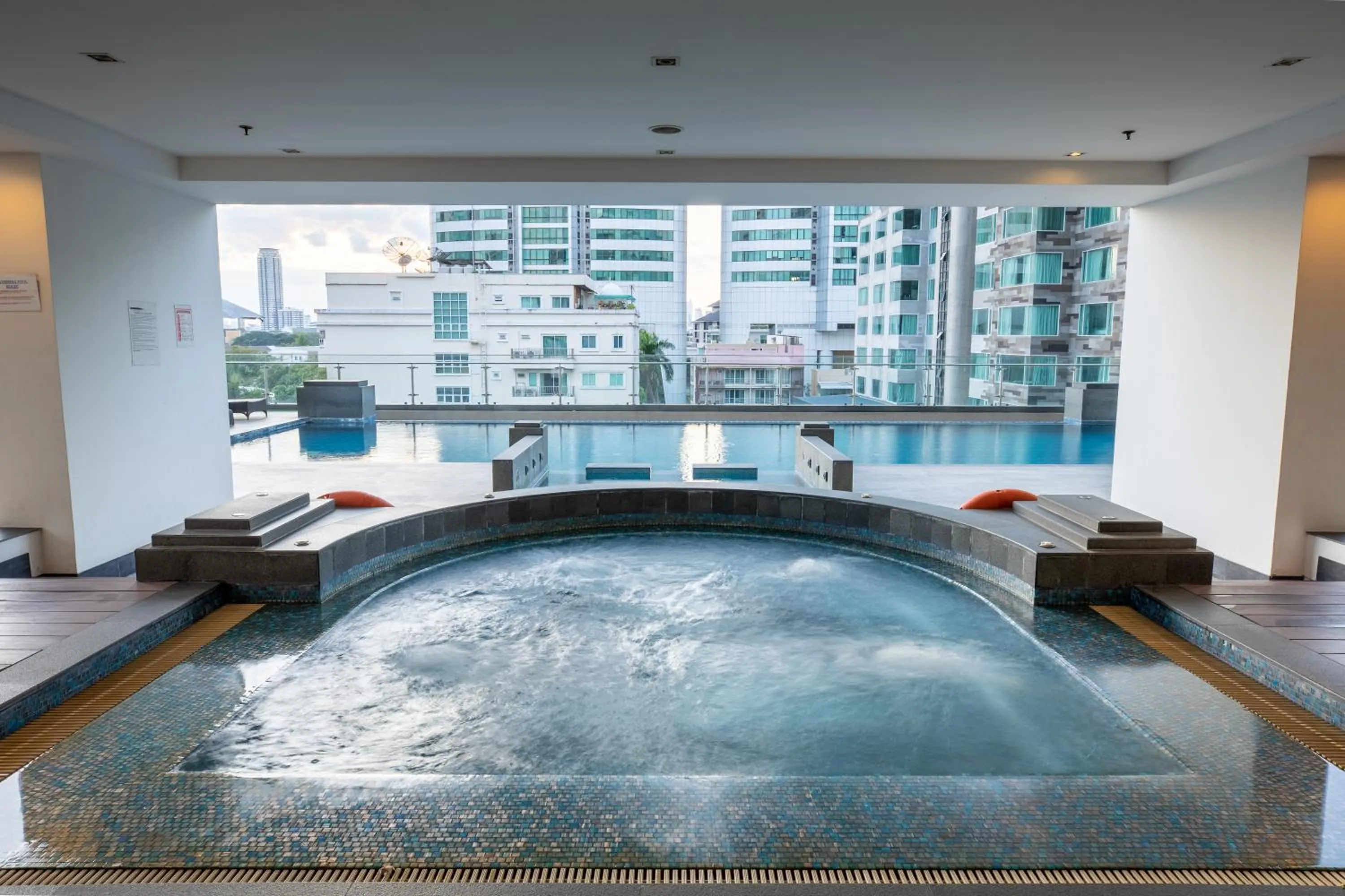 Swimming pool in GM Serviced Apartment