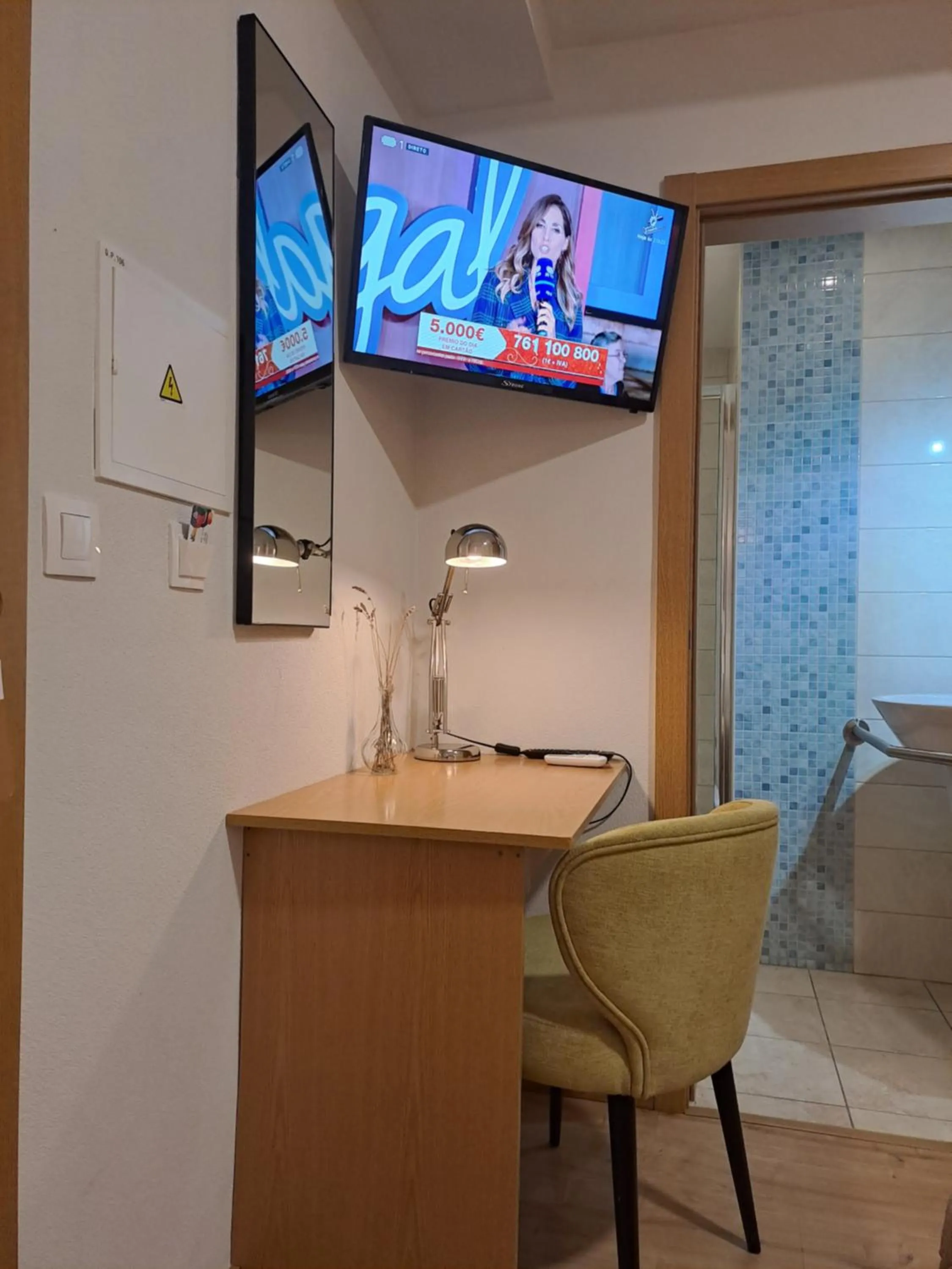 TV and multimedia in Hotel SQUARE