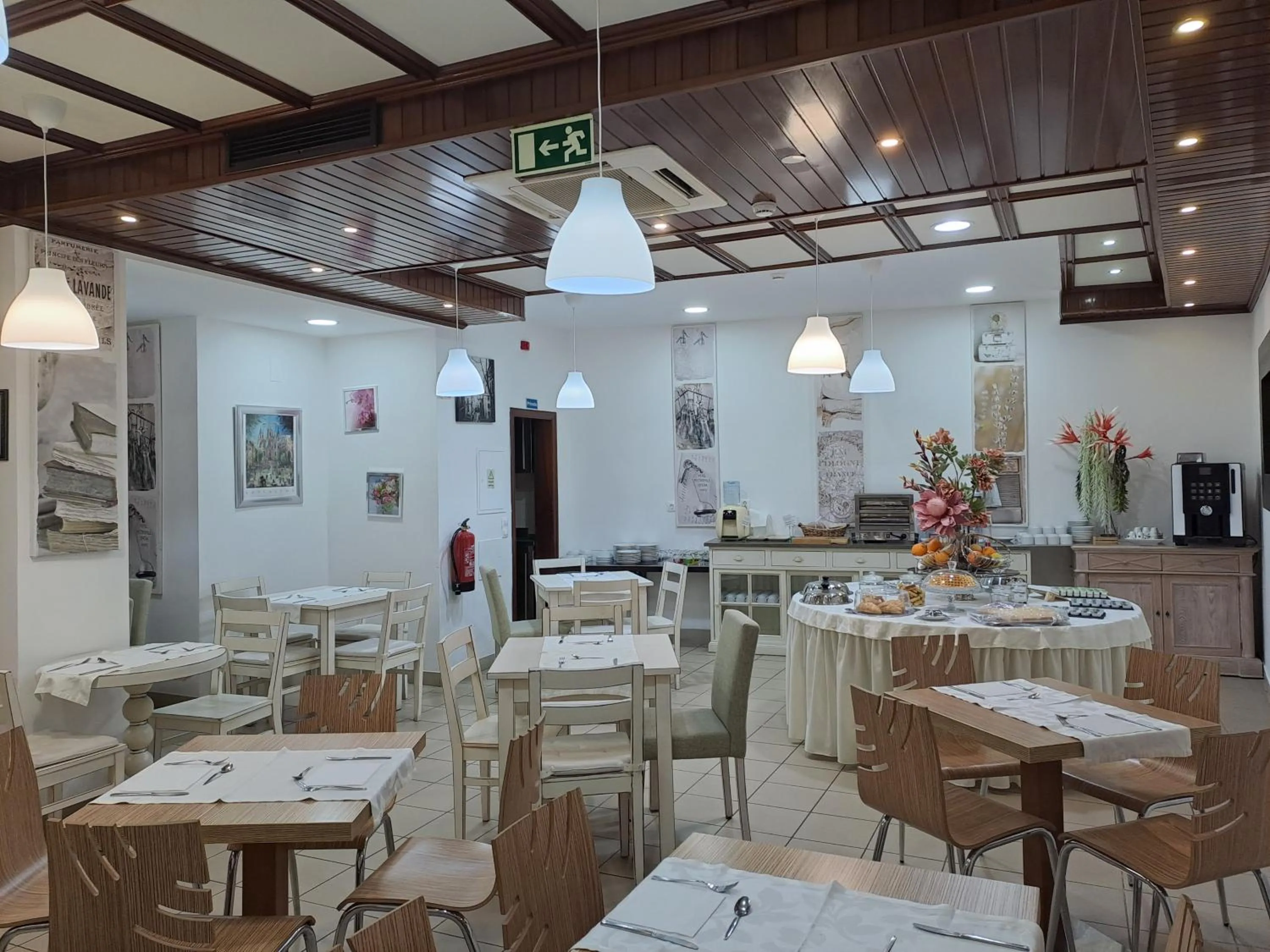 Breakfast in Hotel SQUARE