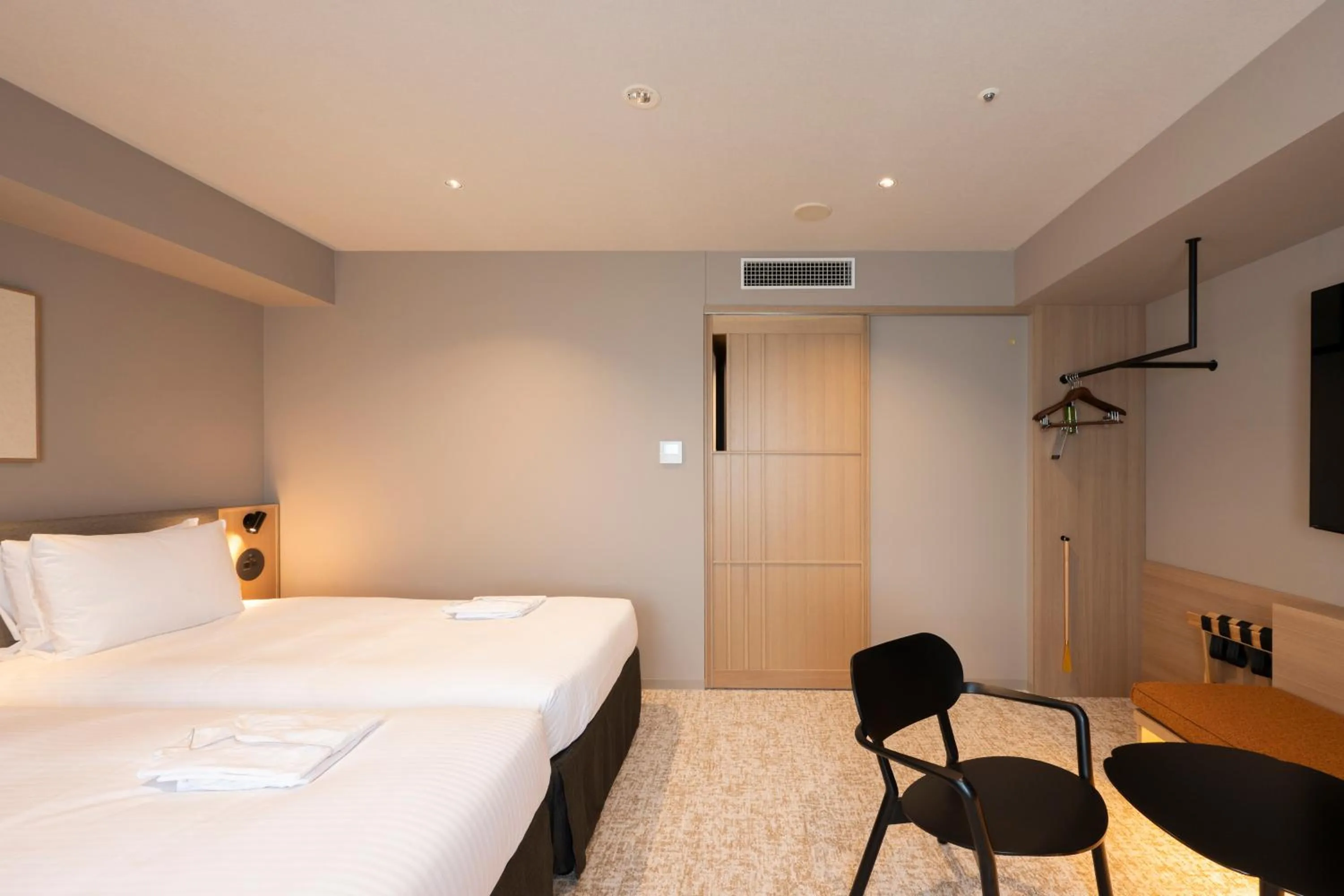 Photo of the whole room, Bed in Richmond Hotel Asakusa