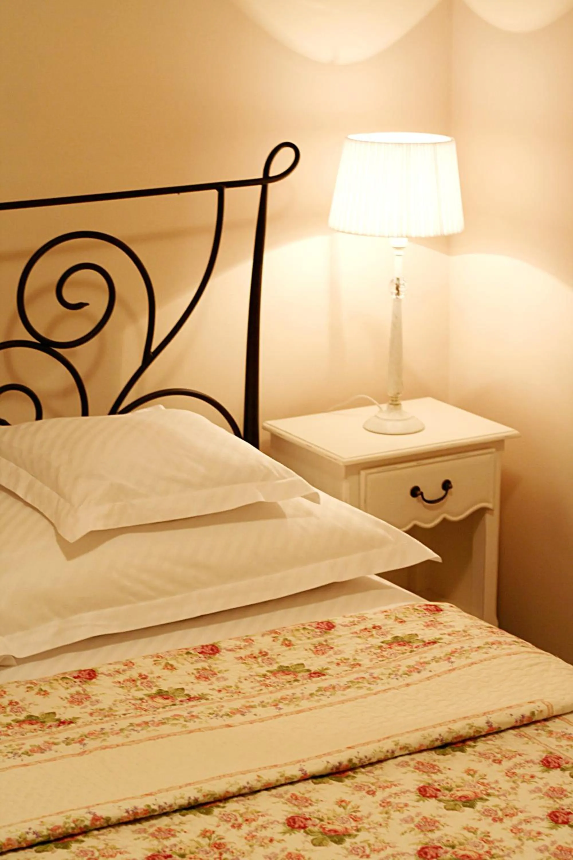 Bed in Banica Apartments & Rooms